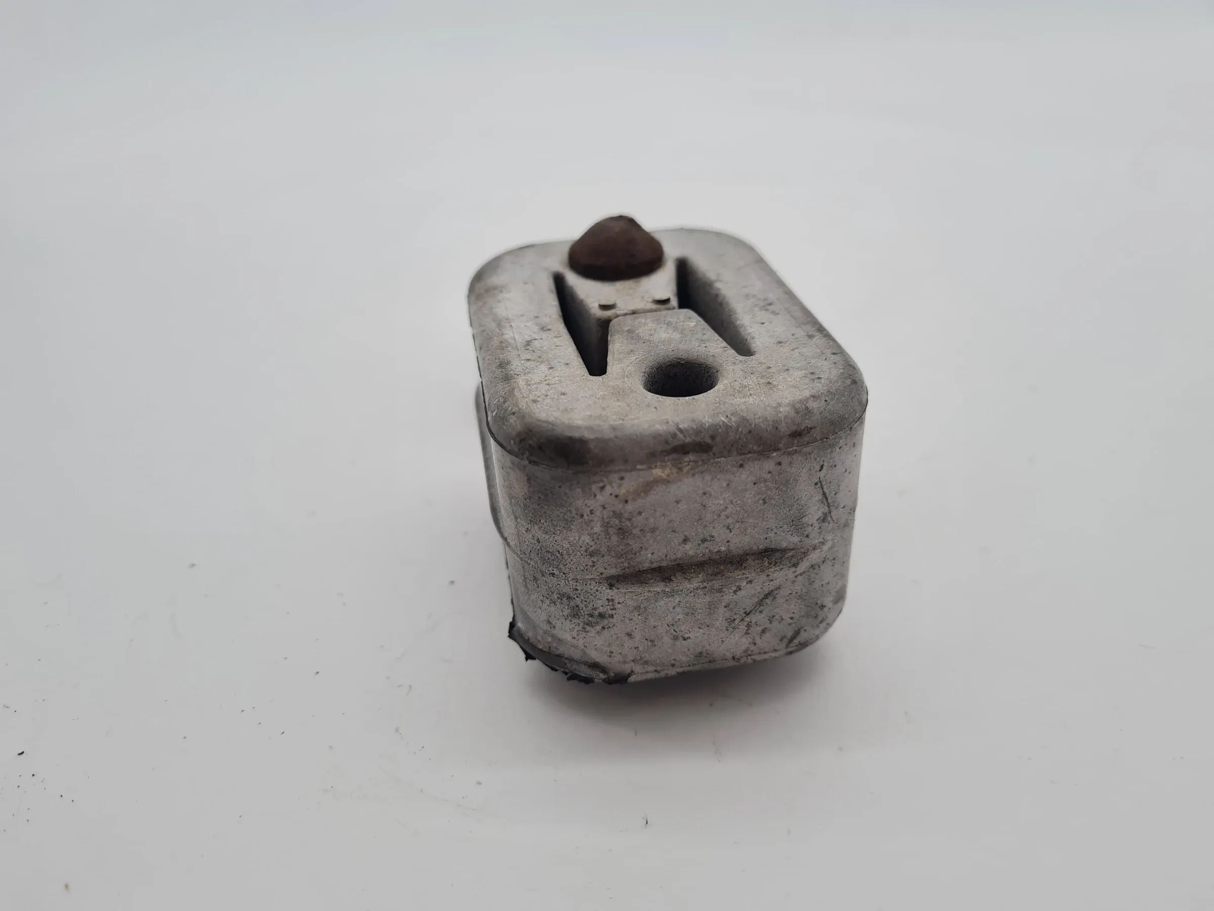 Original BMW 5er (E39) Auspuffhalter 18.21-1745359