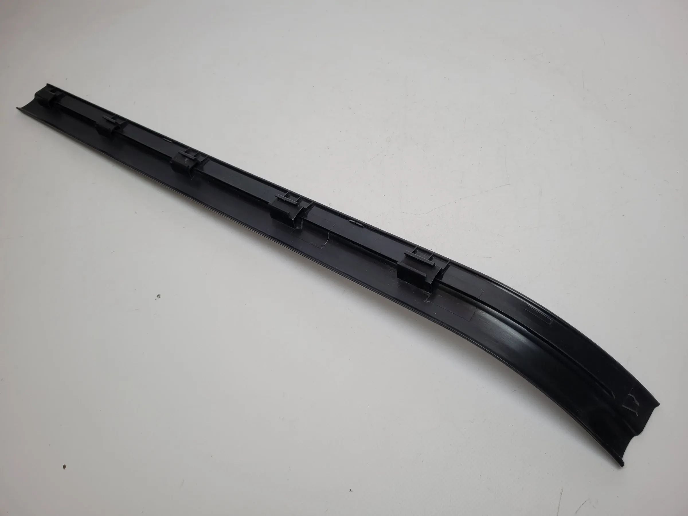 Original BMW X5 (E53) Einstiegsblende Kick Trim Vorne Rechts 8402108