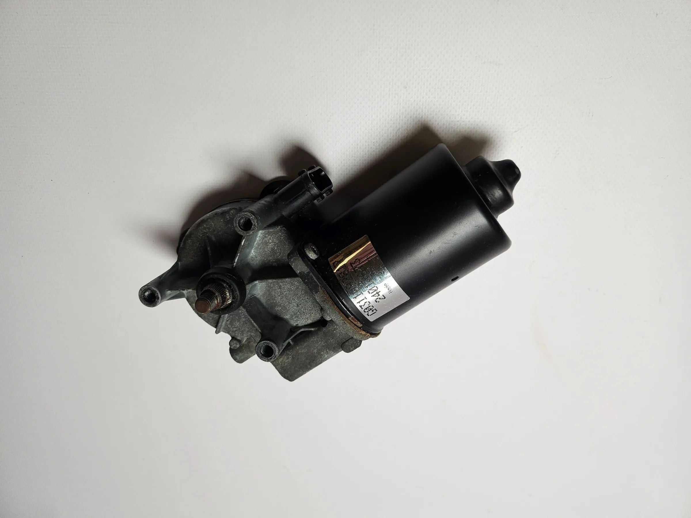 GENUINE BMW X5 E53 WINDSCREEN WIPER MOTOR FRONT 24012673 