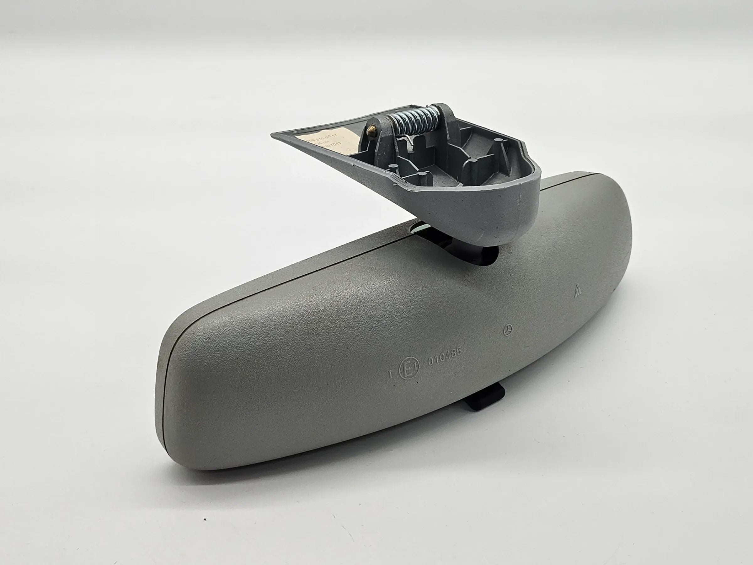 Ориг. W203 C208 C209 W210 S210 Внутреннее зеркало заднего вида орион-серое A2088100117