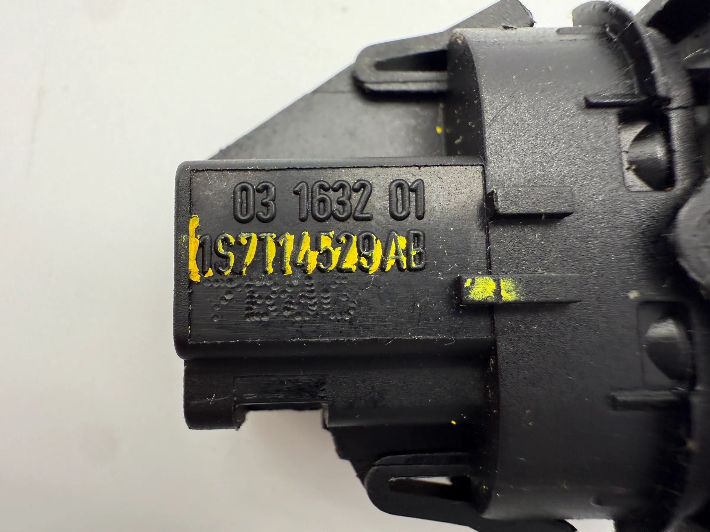 Original Ford Mondeo III 3 (B5Y/B4Y/BWY) Schalter Fensterheber L./R. 1S7T14529AB