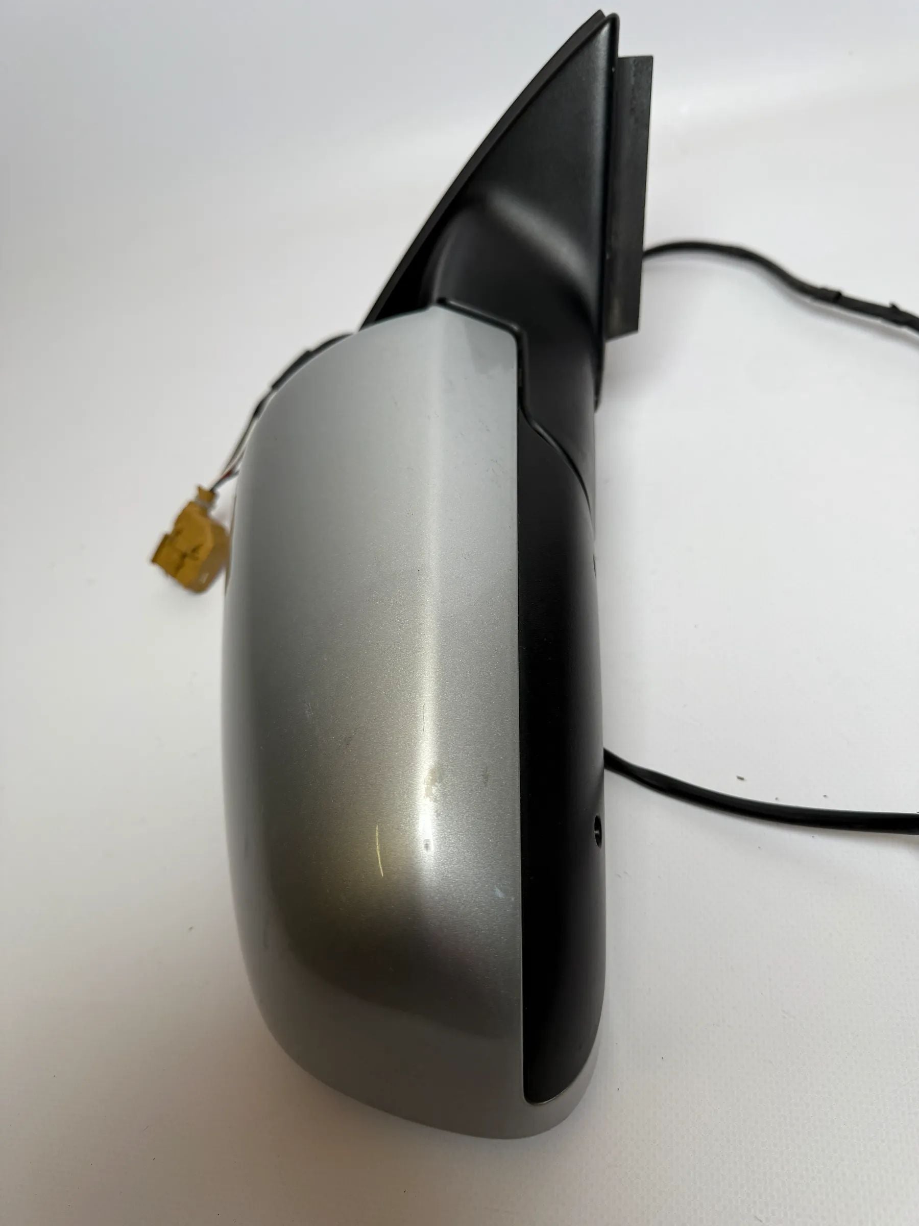 Original Audi A4 (8EC/B7) Außenspiegel Rechts Silber E1010681