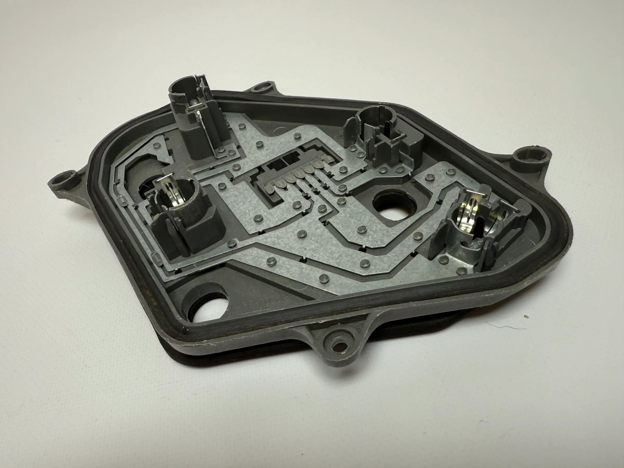 Original Fiat Stilo (192) Multijet Lampenträger Heckleuchte Links 03.335.21 SX