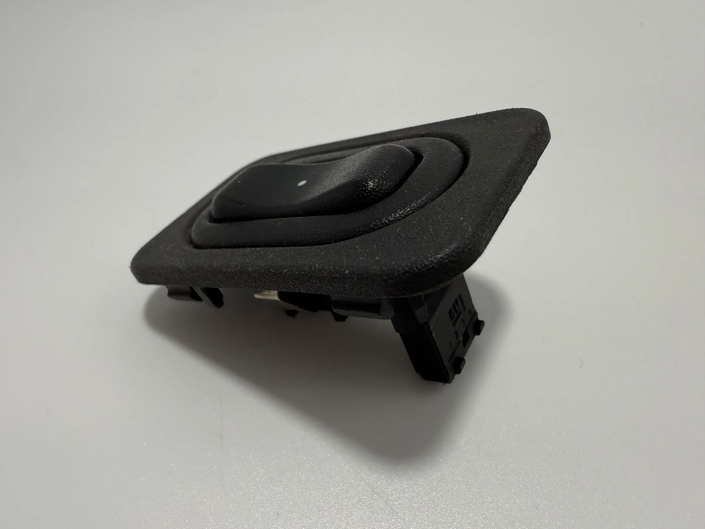Oryginalny Opel / Vauxhall Meriva (X03) przełącznik podnośnika szyb prawy 24407699
