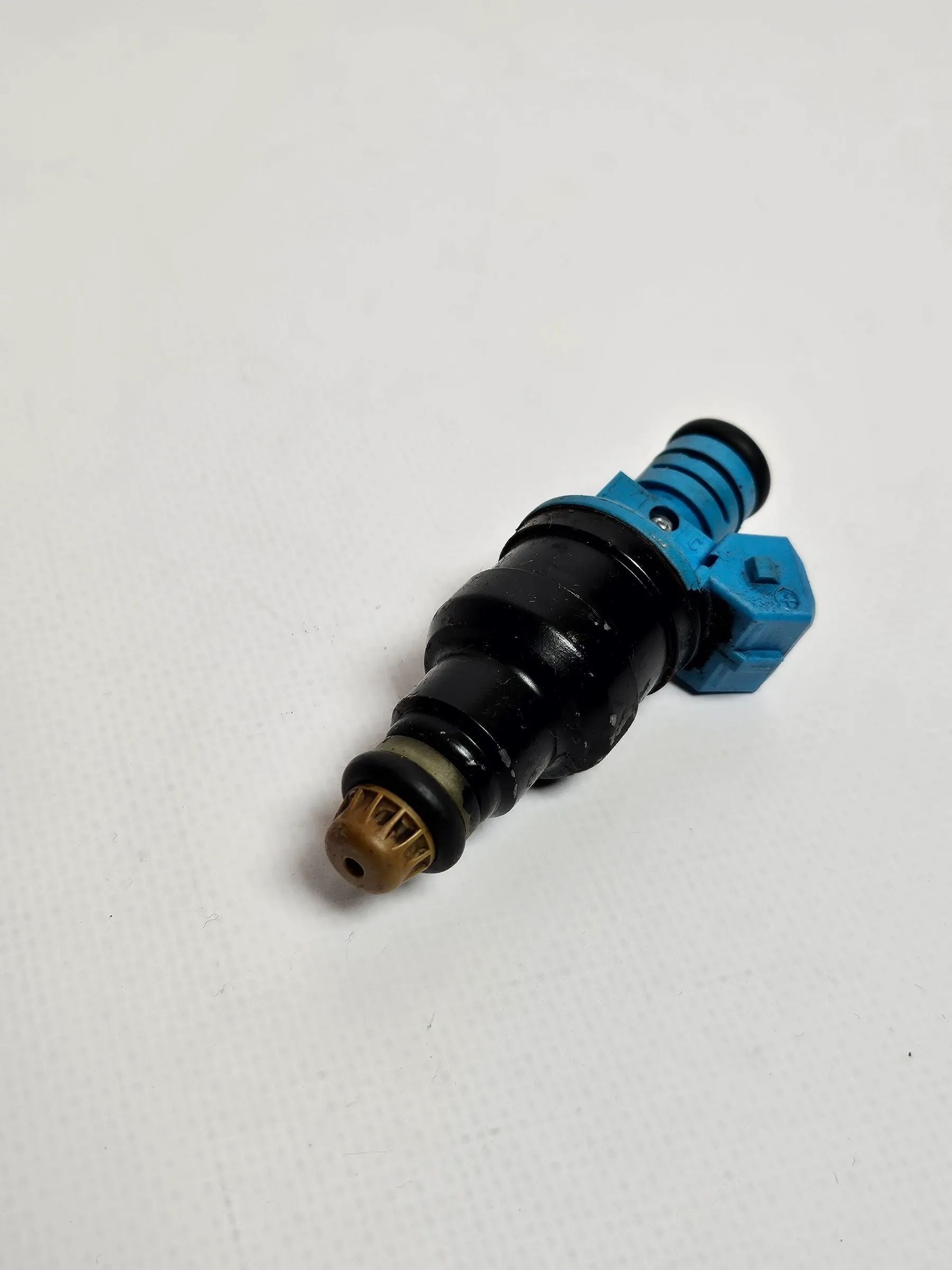 Ford Fiesta IV 1.3i Injector Nozzle Bosch 97BF-BA, 0280150997 