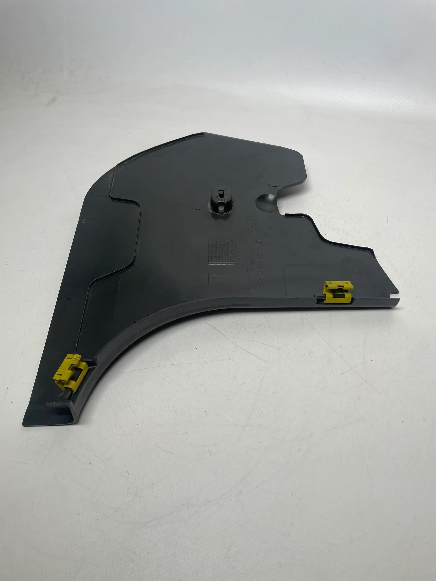 Original Mercedes C-Klasse (W203) Verkleidung ASäule Unten Links a2036880106