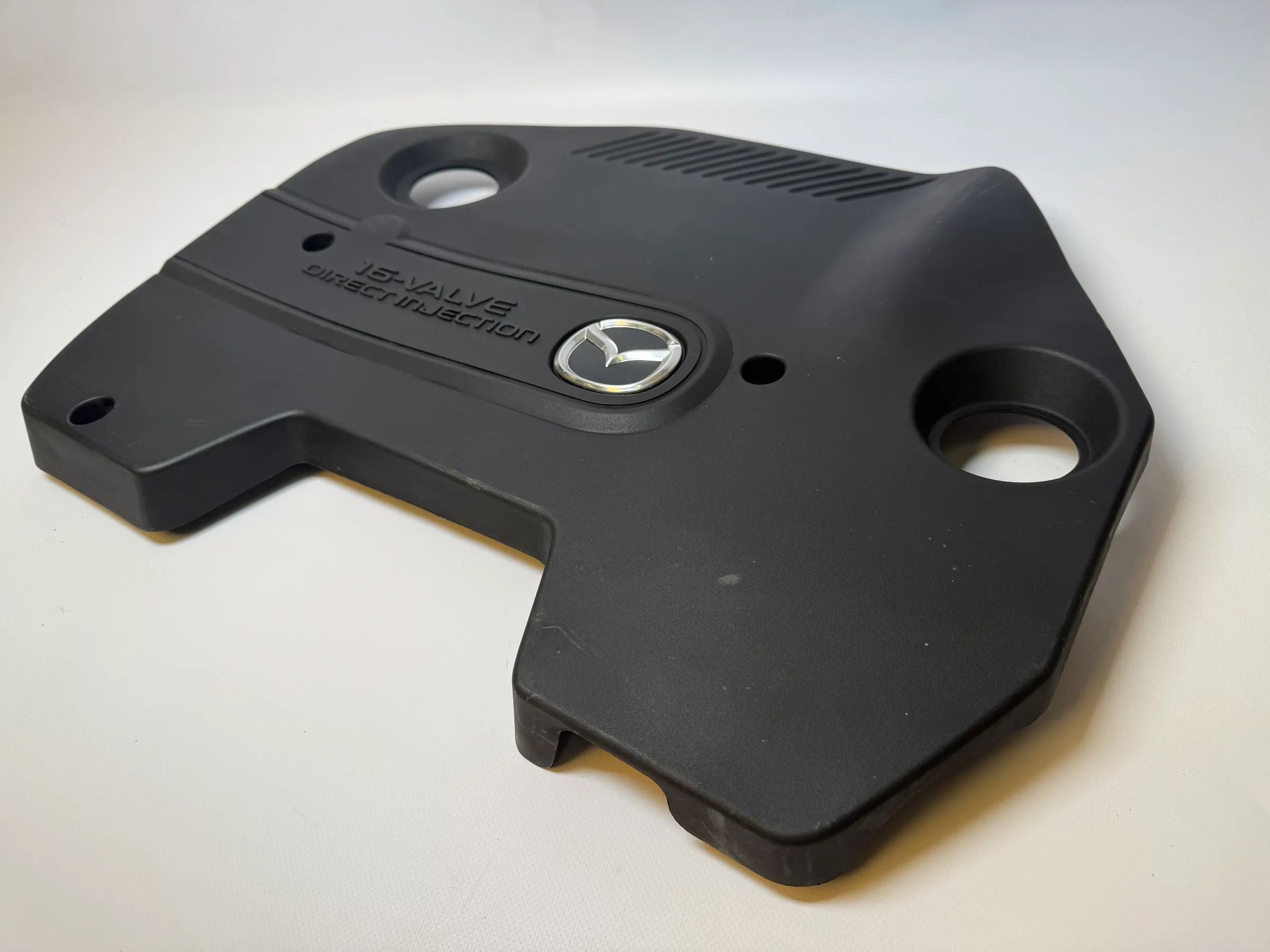 Oryginalna osłona silnika Mazda MPV 2.0 CD RF5G10231