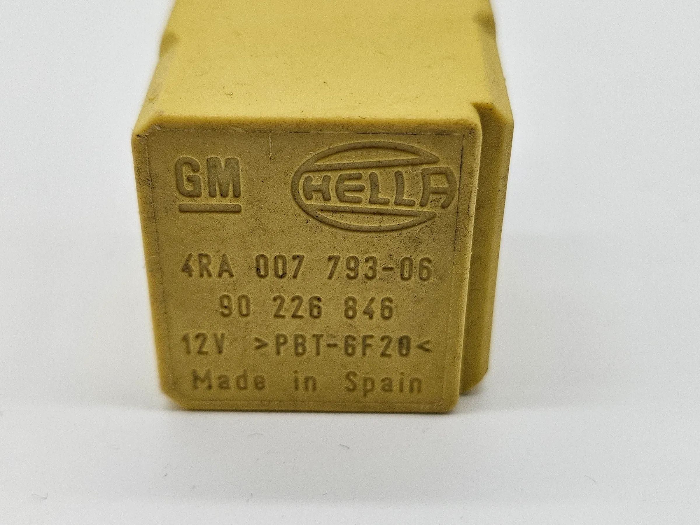 Orig. Opel Corsa C Meriva A Vectra C Signum Relais Arbeitsrelais GELB 90226846