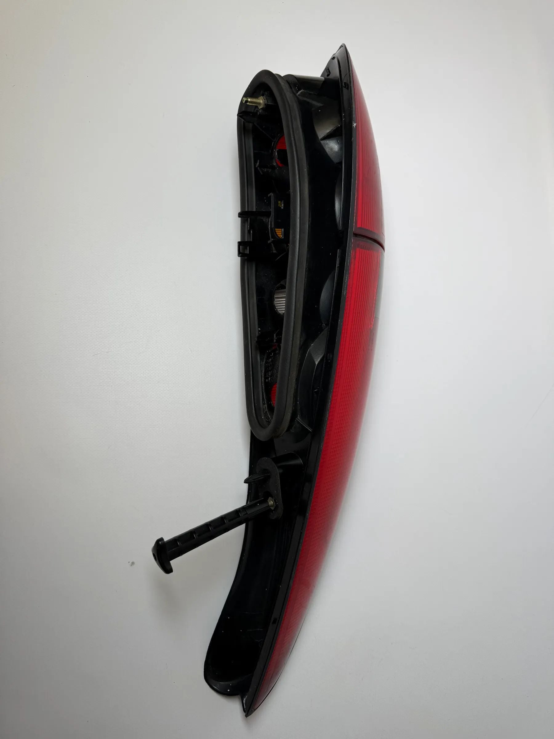 Oryginalne tylne światło lewe Renault Laguna I (56) Valeo 2261