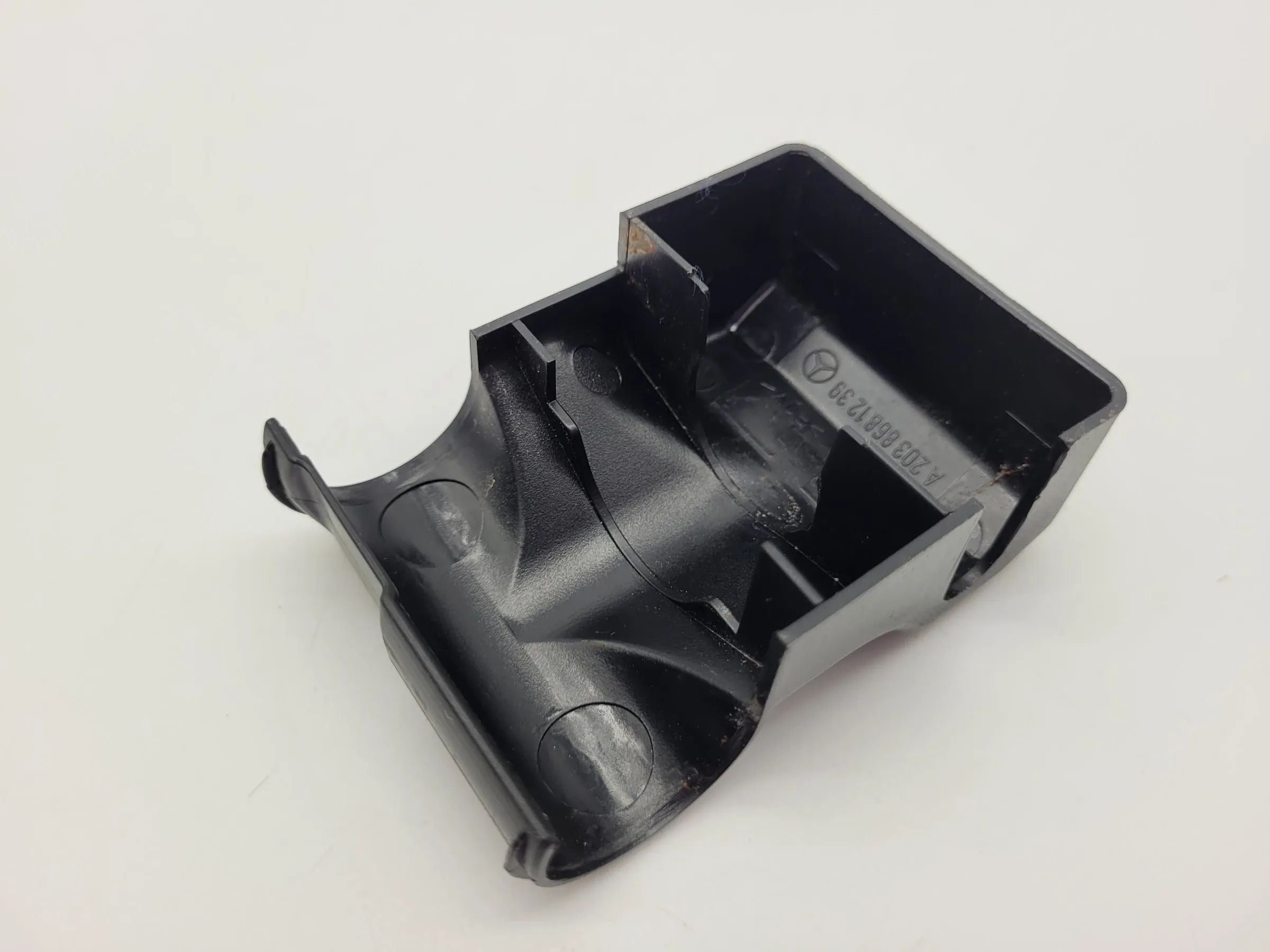 Original Mercedes-Benz C-Klasse (W203) Sicherheitsgurtbezug Rechts 60440.01