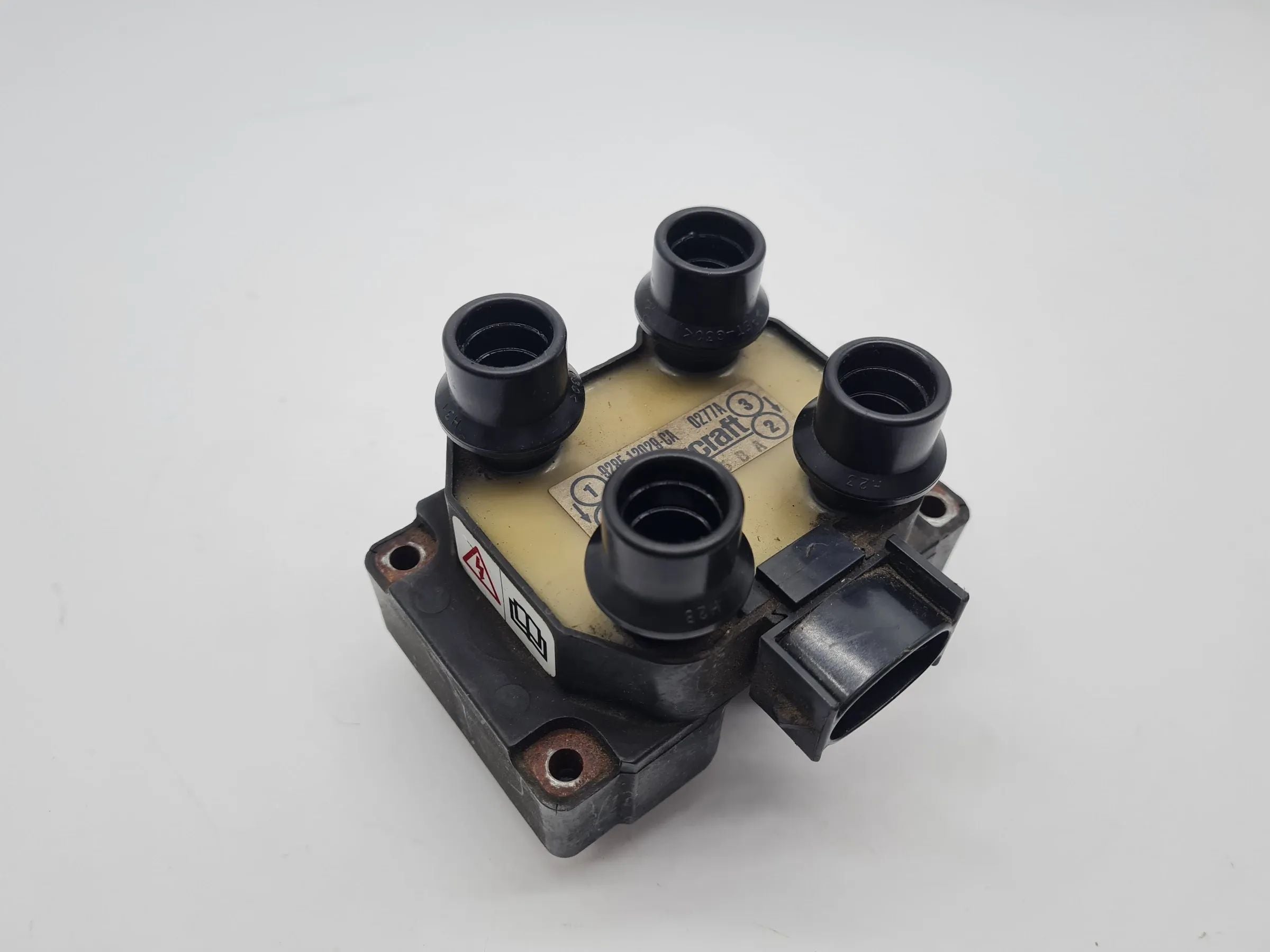 Ford Escort / Mondeo I+II Zündspule 928F-12029-CA