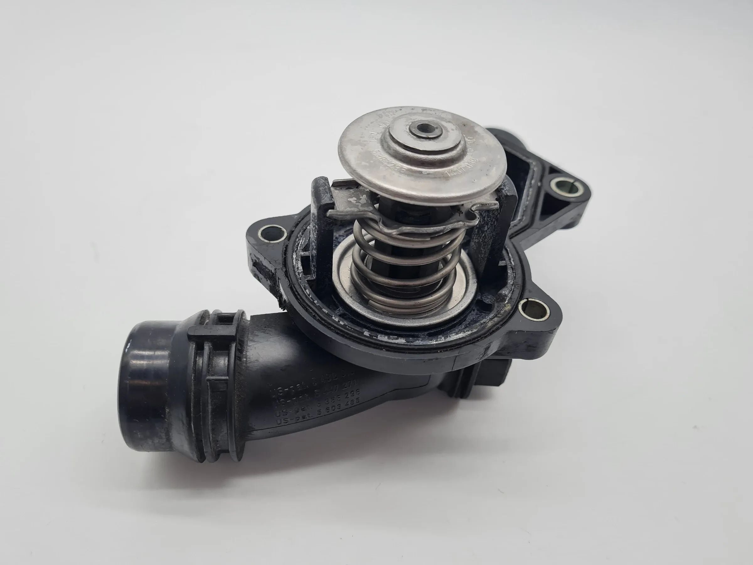 Original BMW (E39 E46 E60 E65 E53 E83 E36) Wasserflansch Thermostat 1436824