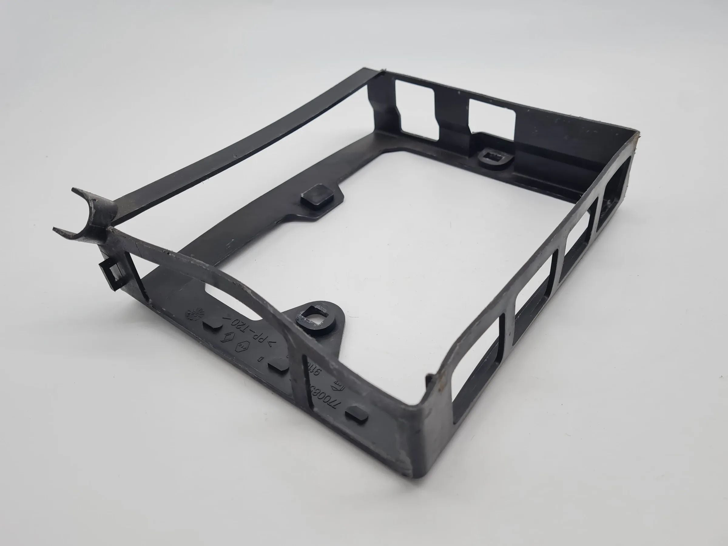 Original Renault 19 (L53) Halterung Einspritzmodul 7700859146 / 91104100