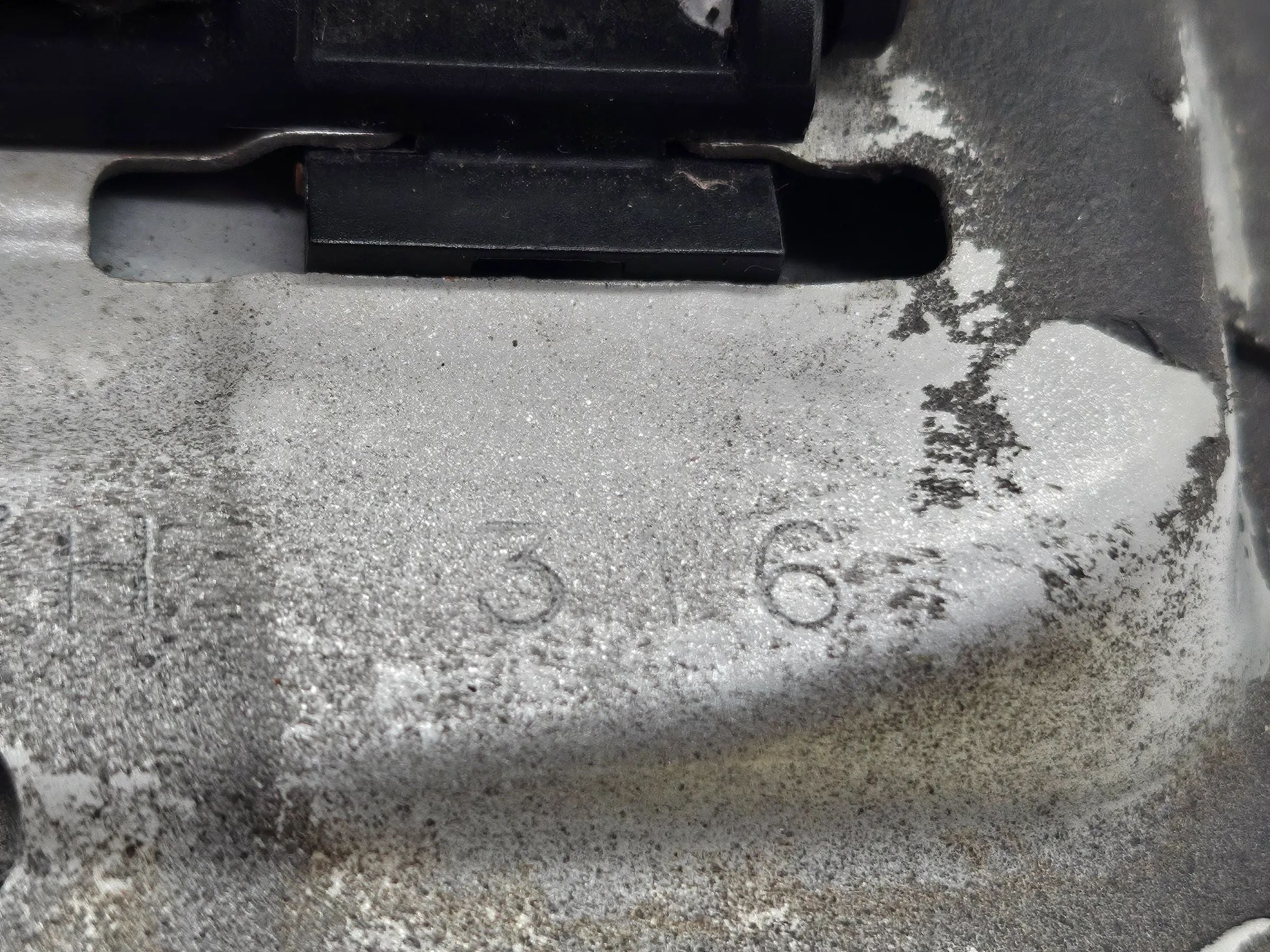 Oiginal BMW X5  E53 Tankklappe Tankdeckel Titansilber 51177001027