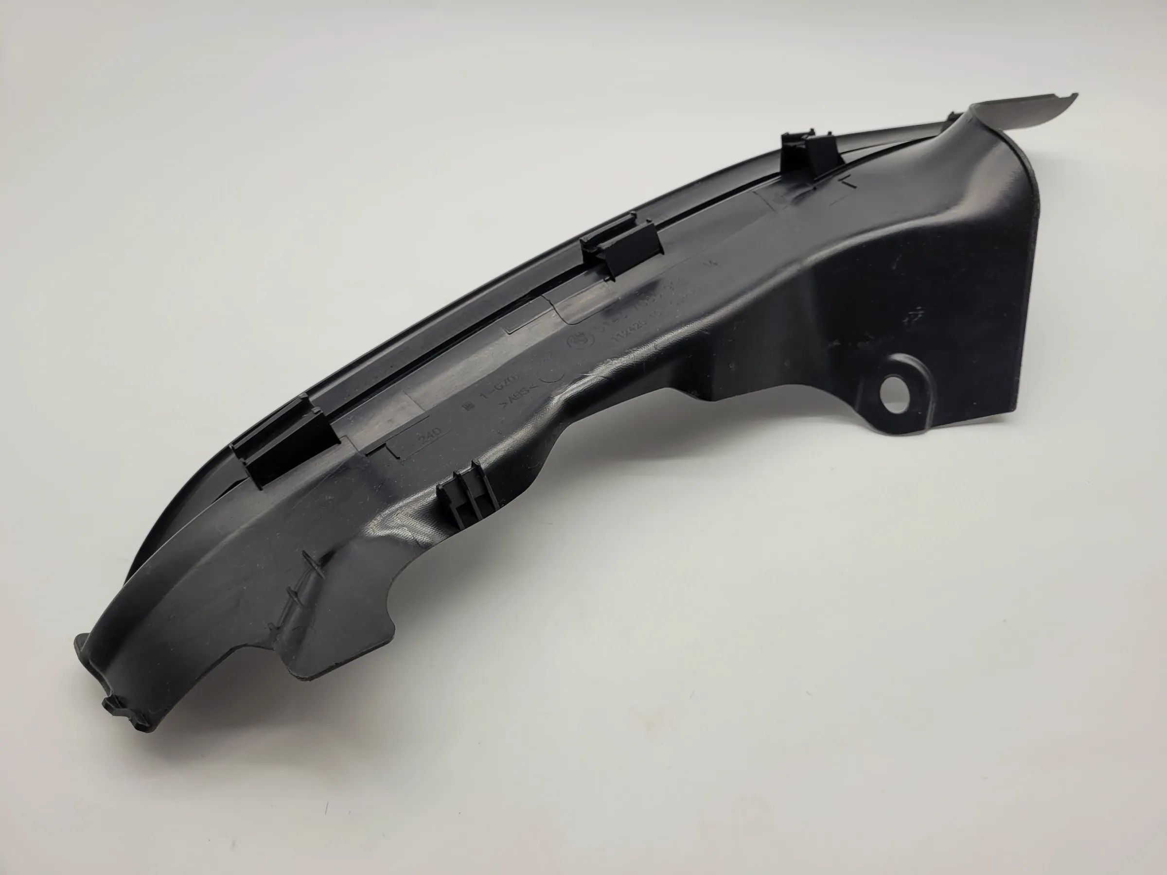 宝马 3系 E90/E91 右侧脚部迎宾饰板 51.43-7 066 992 原厂件