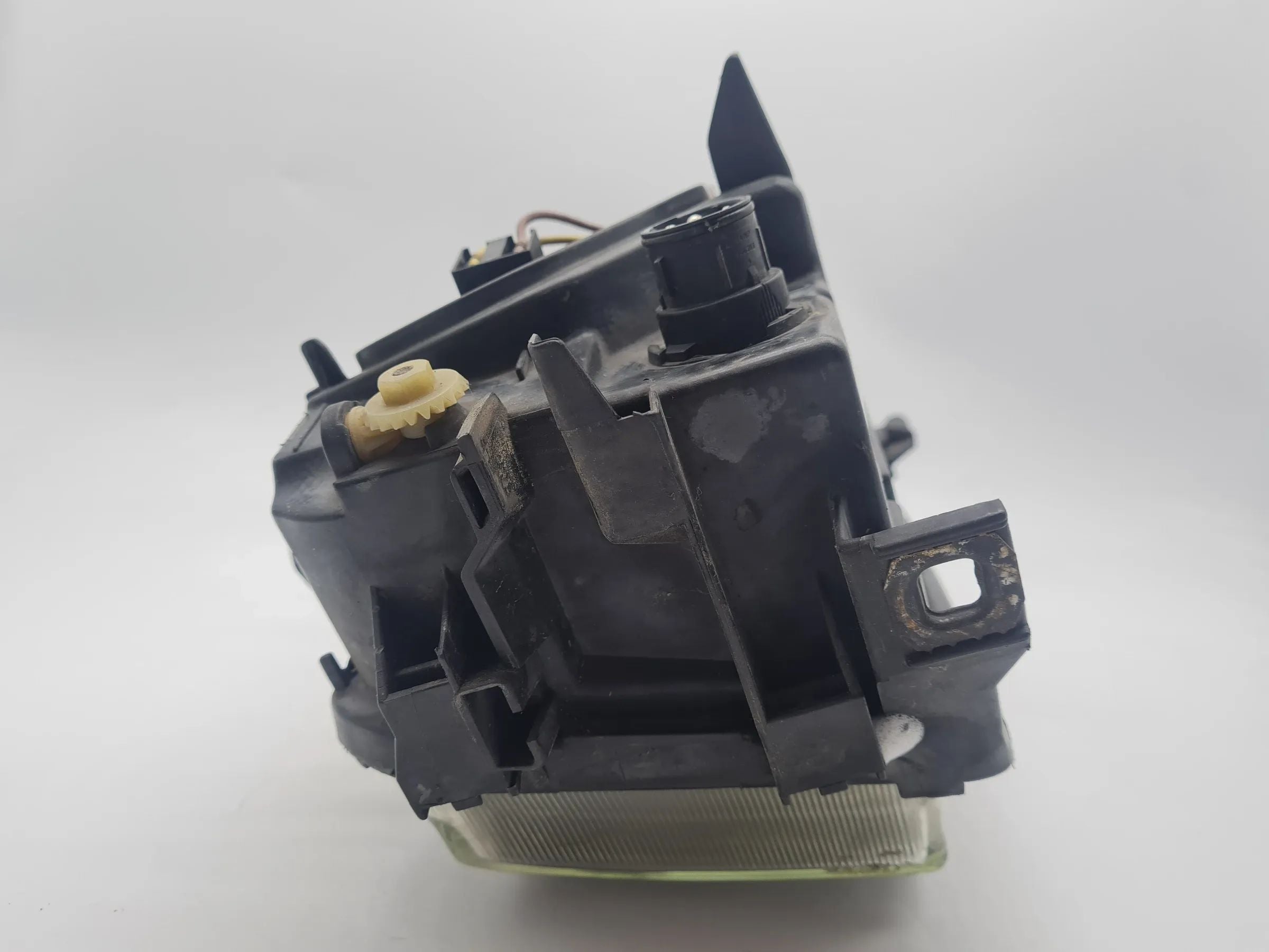 Original Audi A4 (8D2/8D5/B5) Scheinwerfer / Frontleuchte Links 8D0941003E