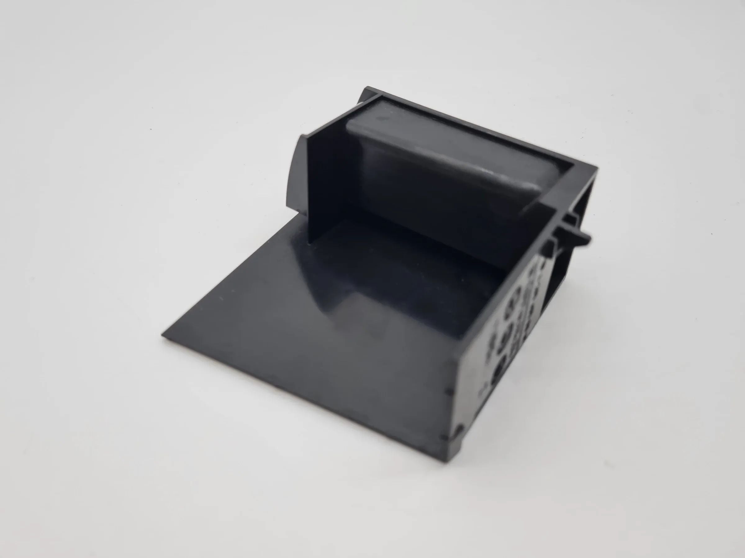 Original Mercedes-Benz C-Klasse (W203) Ablagefach Mittelkonsole A2036830019