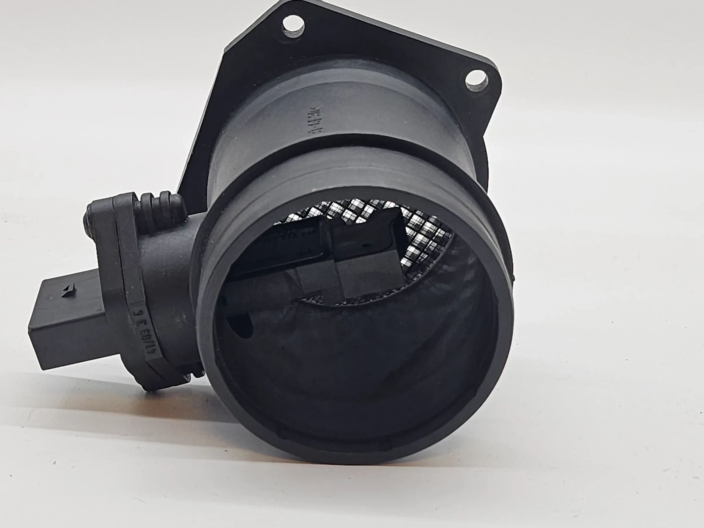 Original Audi A4 B6  Luftmassenmesser Luftmengenmesser  06B133471A