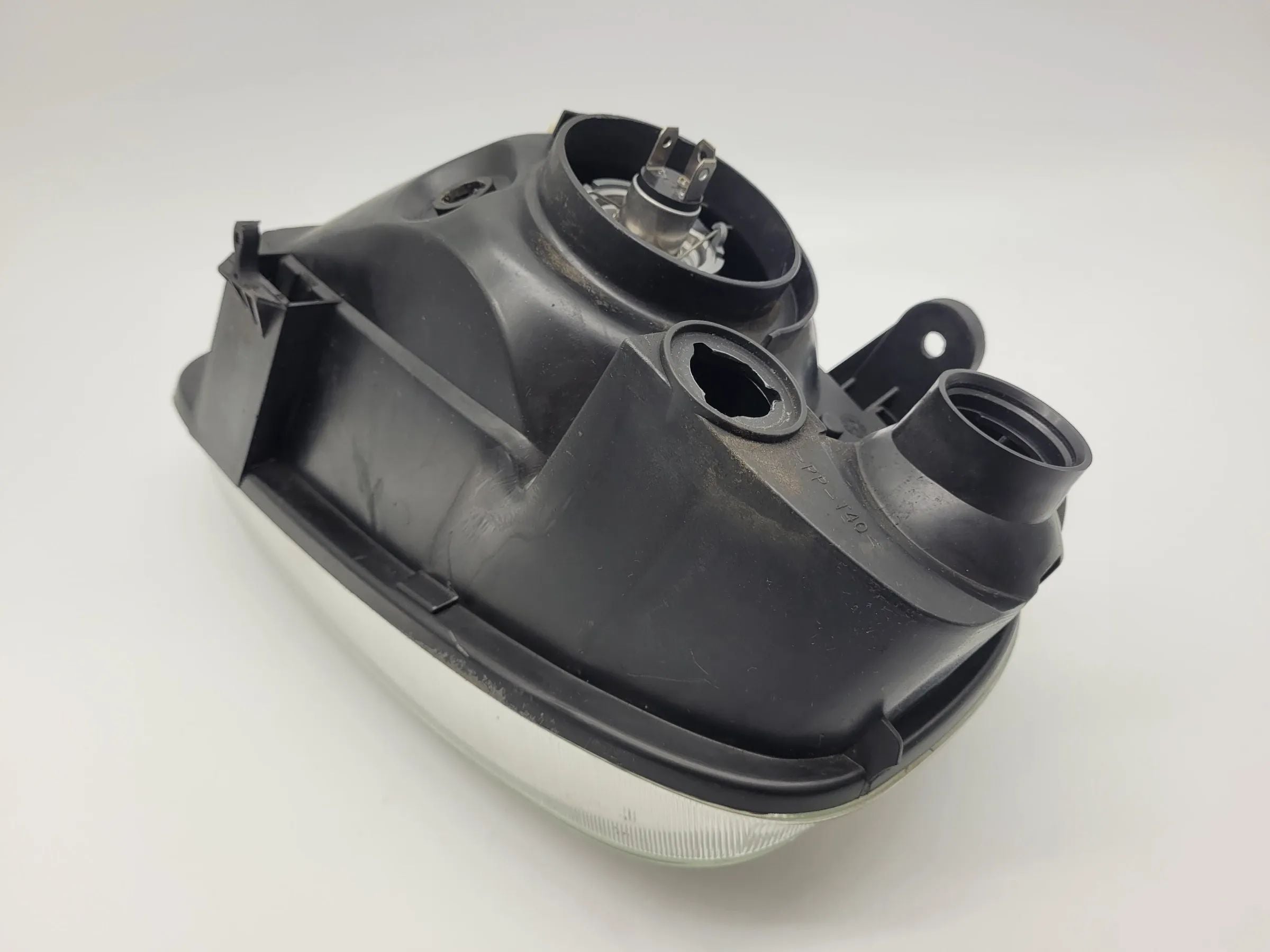 Original Opel Corsa B (S93) Scheinwerfer / Frontleuchte Rechts Hella 90444785