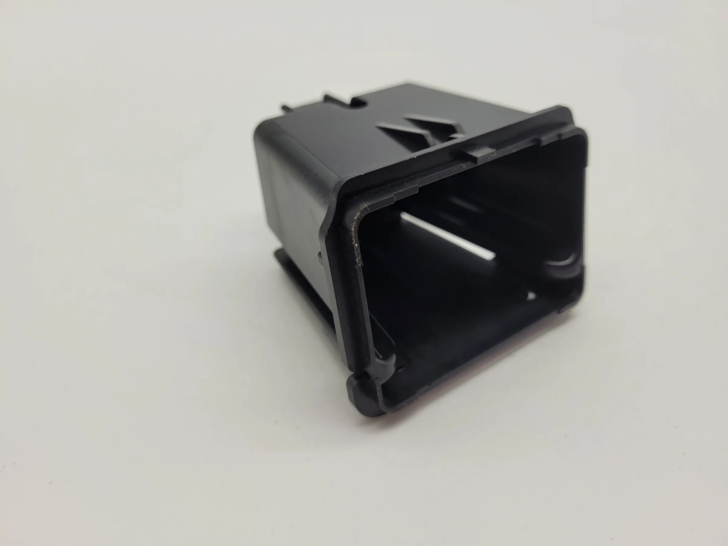 Original Ford Mondeo III 3 (B5Y) Ablage / Münzfach ,4S71-A046780-AA