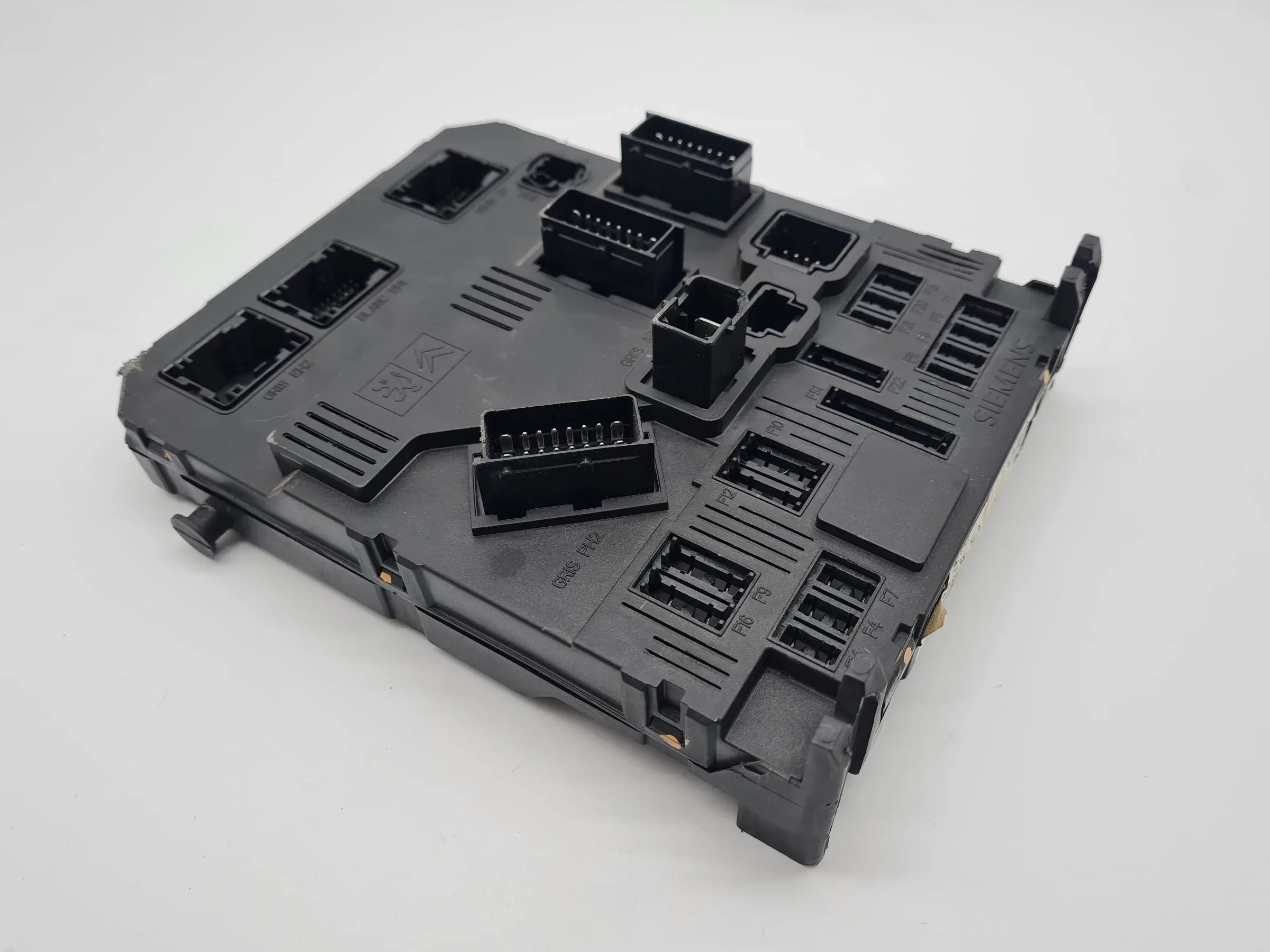 Original Peugeot 206CC (2D) Sicherungskasten Wegfahrsperre 9628405077