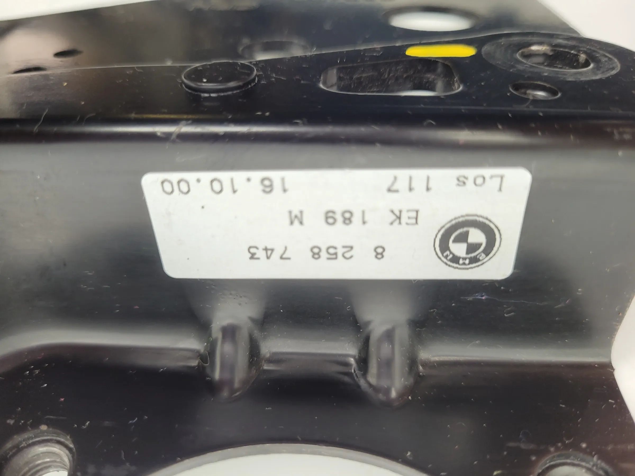 Original BMW X5 (E53) Verriegelung Kofferaum Links 52.20-8 258 743