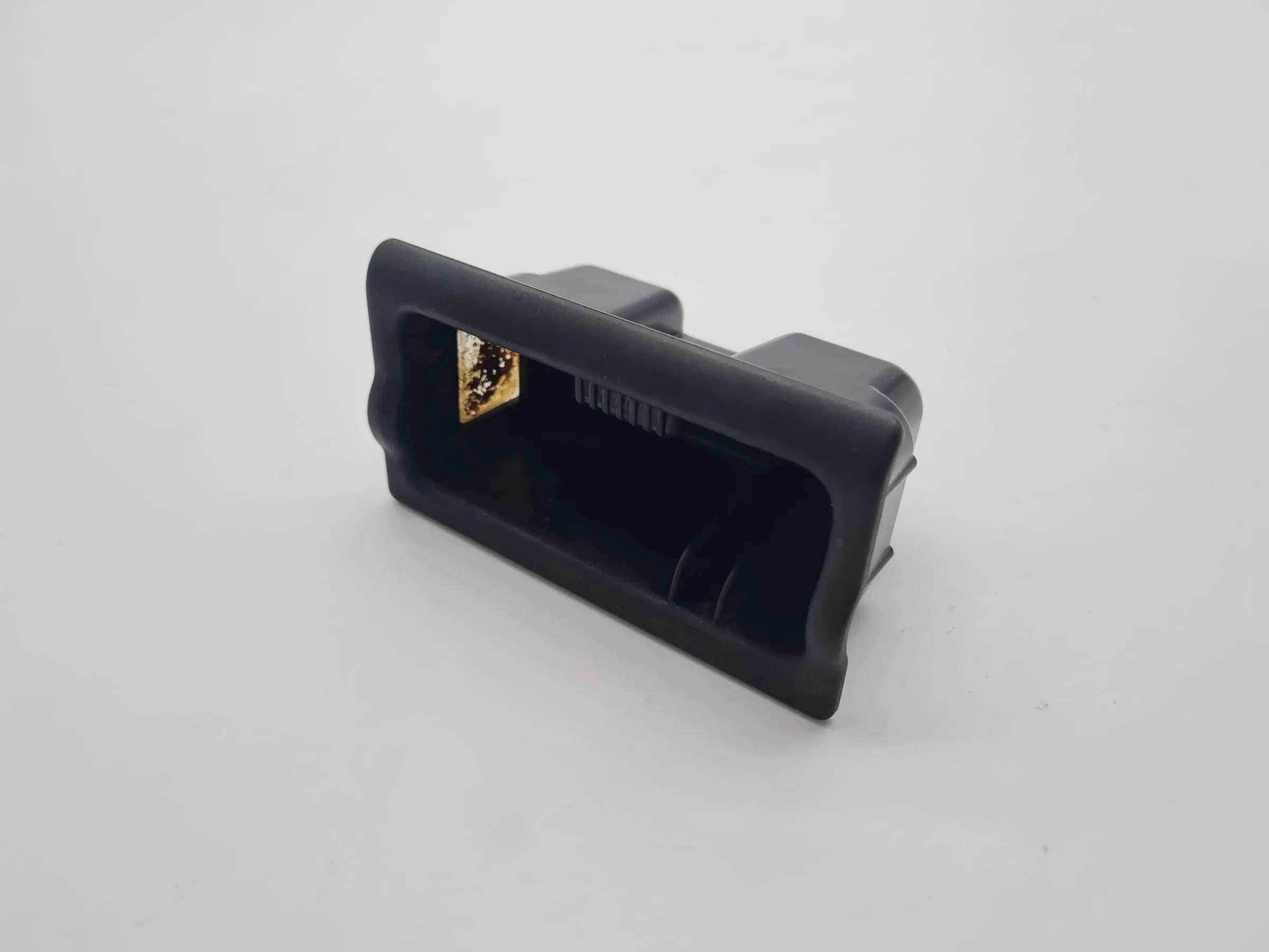 Original Opel Vectra C / Signum (Z03/Z02) Aschenebechereinsatz 24443186