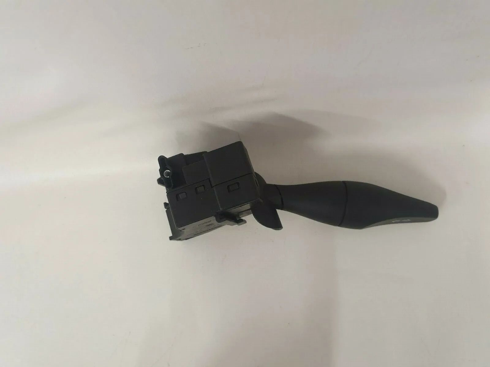 oryginalny przełącznik kierunkowskazów / przełącznik zespolony 1S7T13335AE Ford Fusion 2002