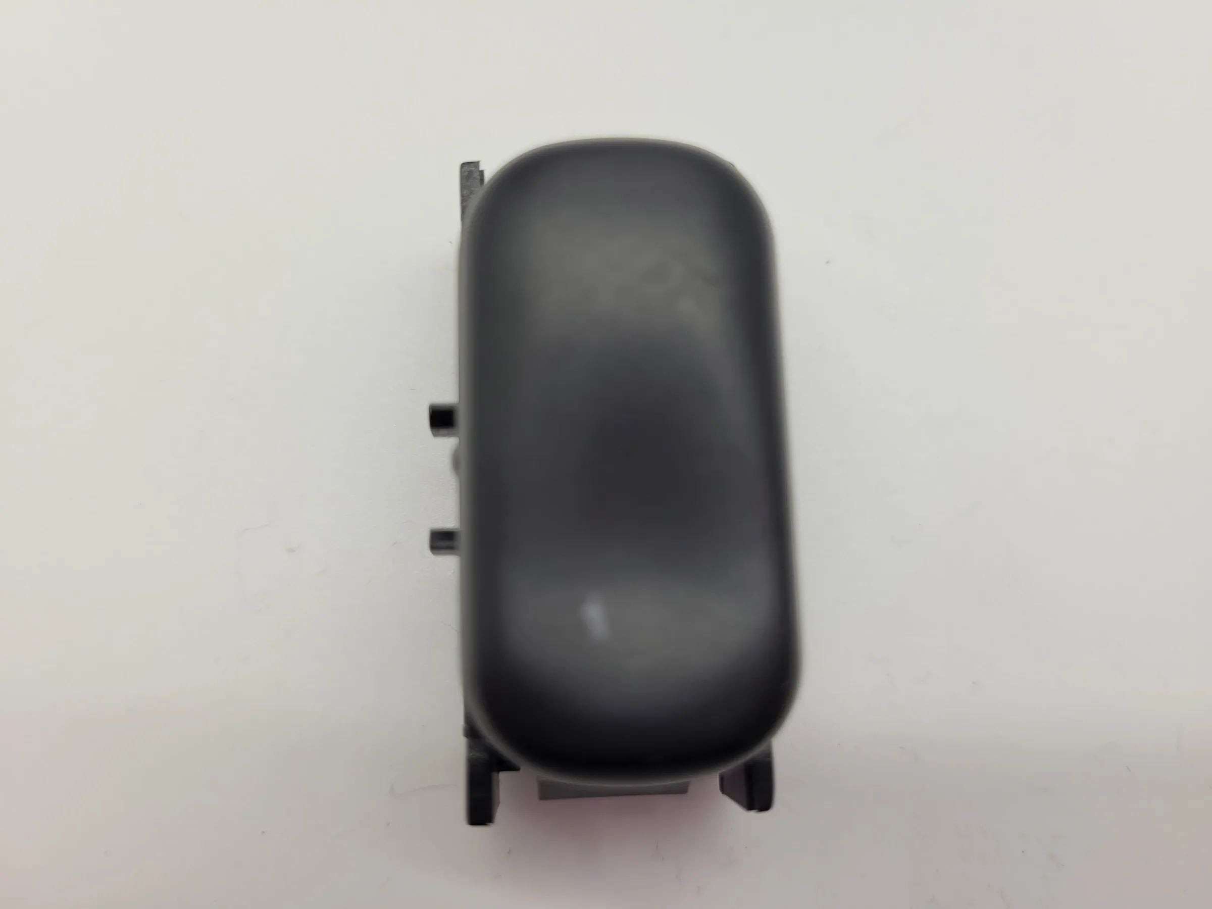 Original Mercedes-Benz A-Klasse (W168) Blindschalter Knopf Taste A1688207110