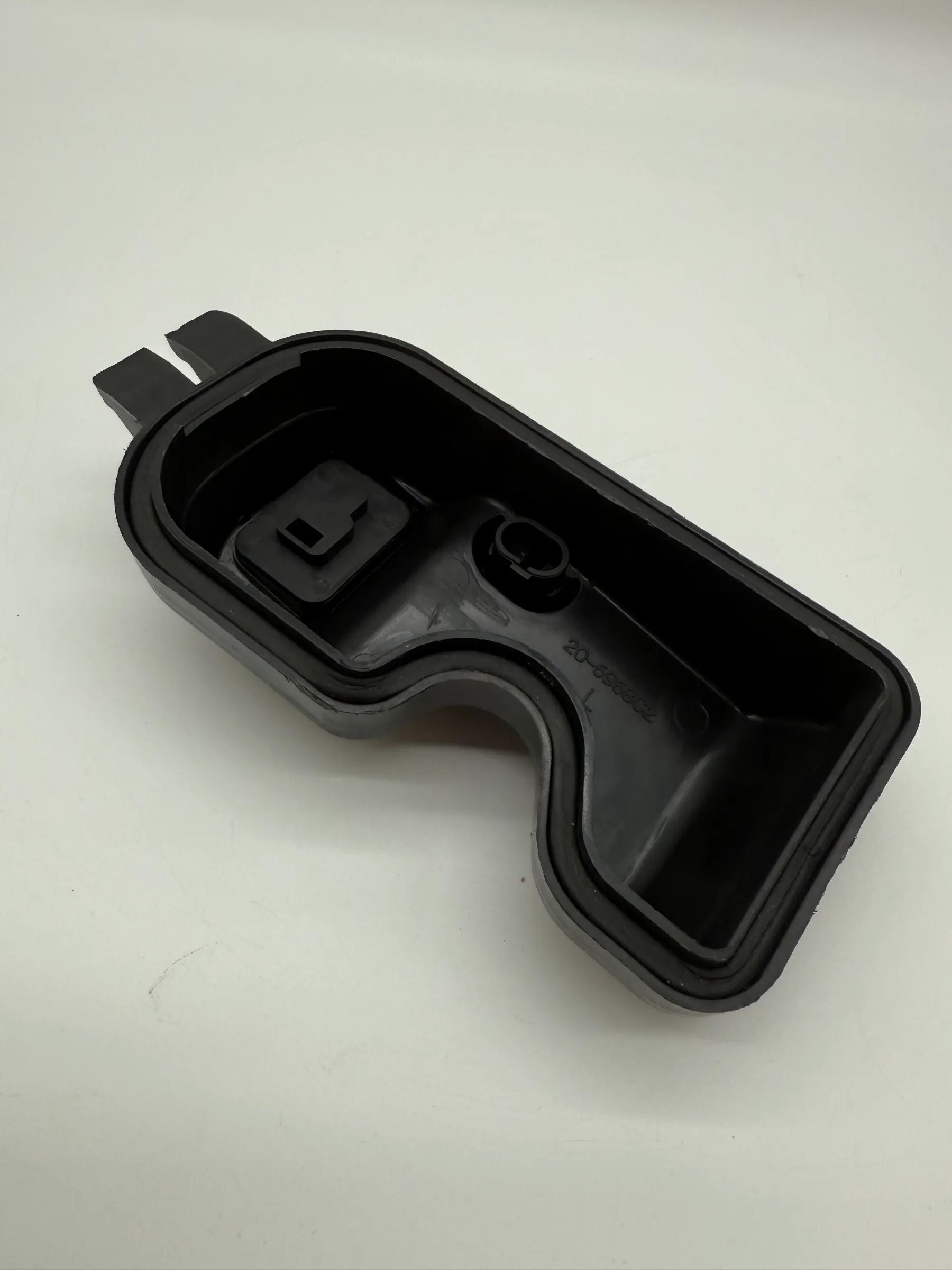 Cover dust cap 20-5958C2, L, C1119 