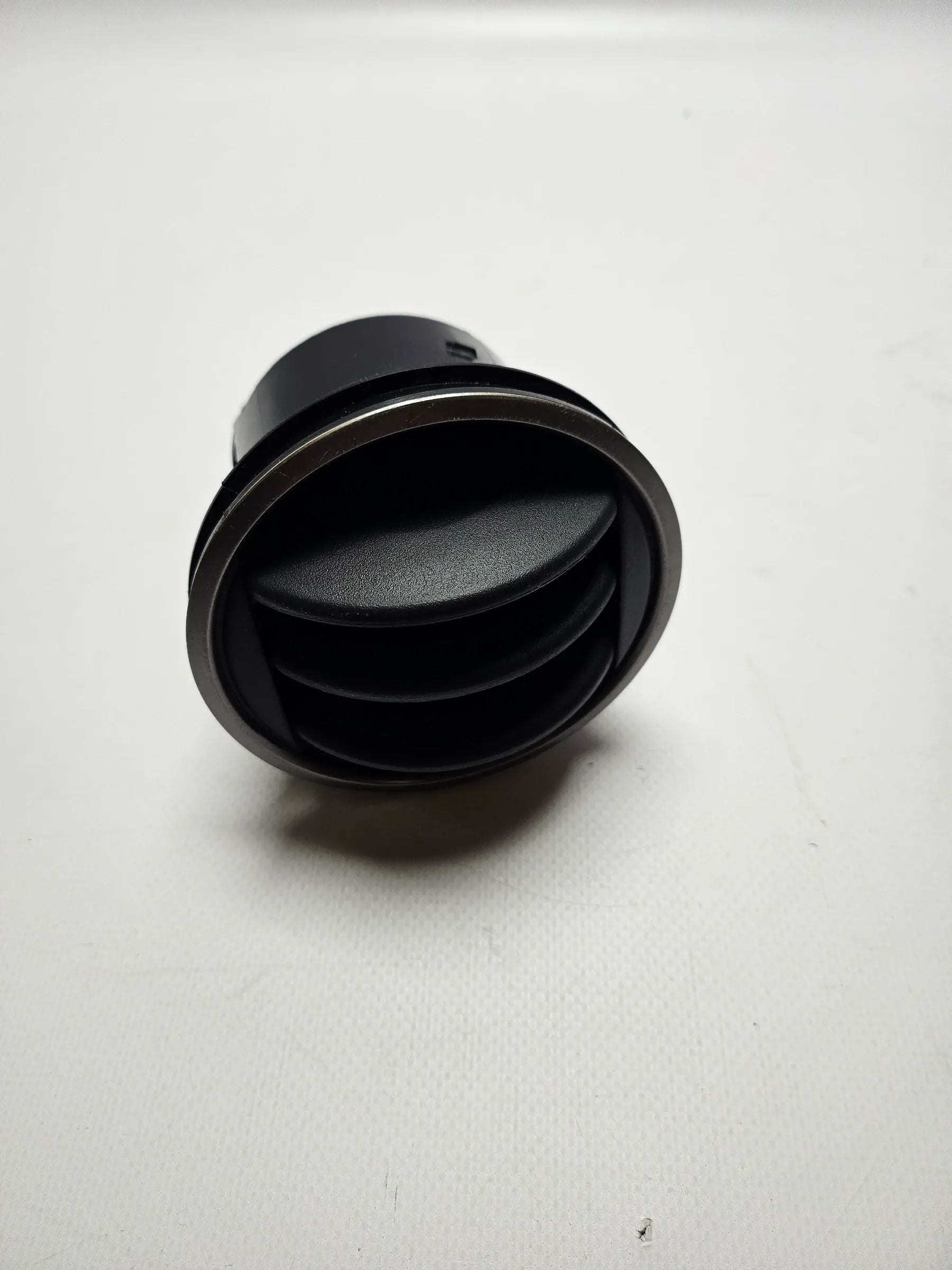 असली Mazda 6 Bj 2006 GG/GY/GG1 एयर वेंट आउटलेट दाईं या बाईं 2683404