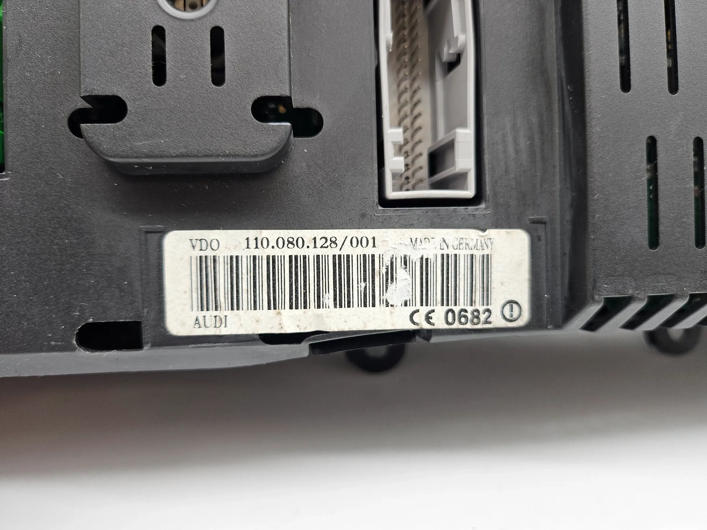 Orijinal Audi A6 C5 4B 1999 Dizel 120kW Gösterge Paneli Kombiinstrument 4B0920933G