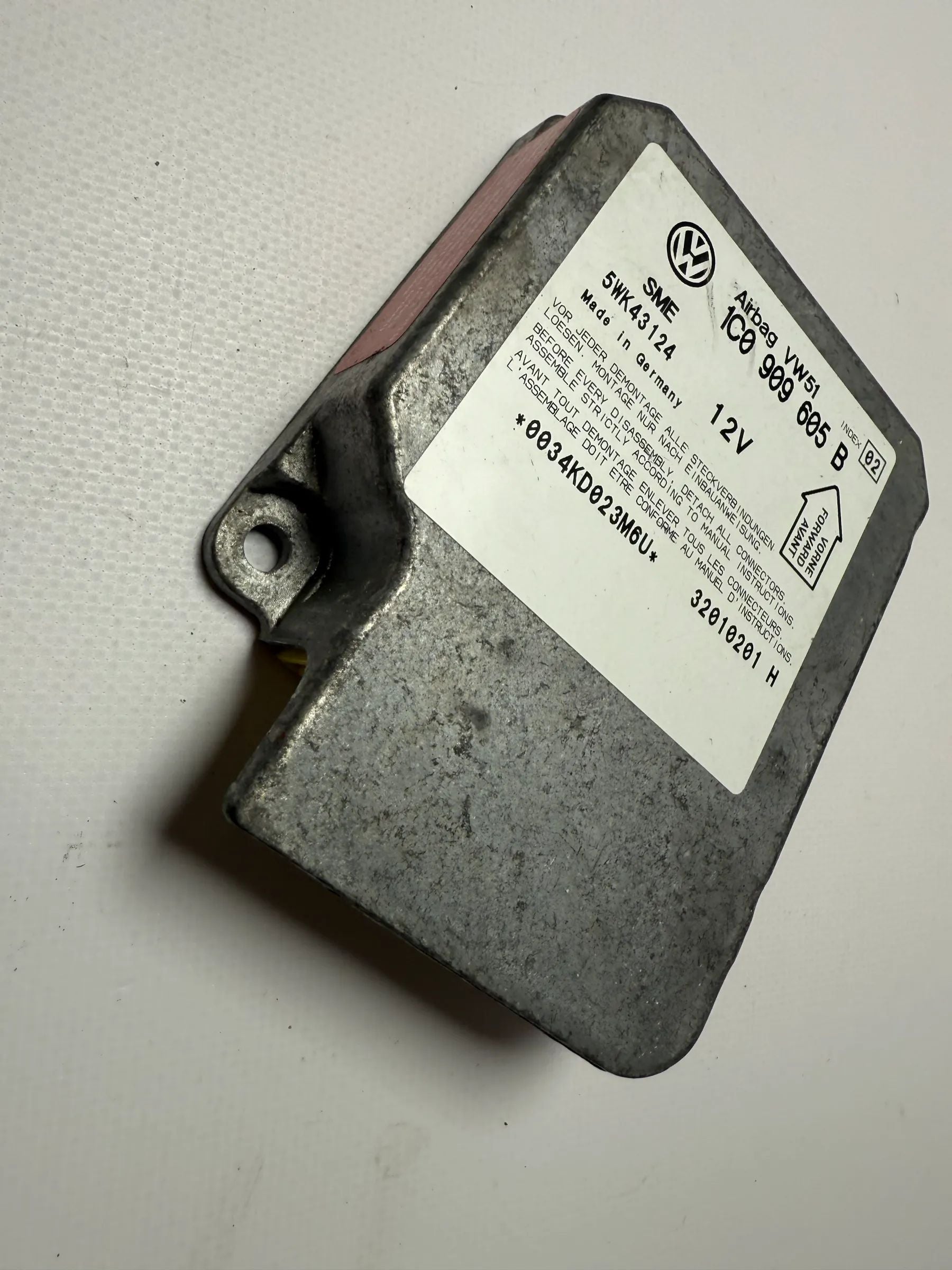 Original VW Passat Variant 3BG/3BL/3BS Módulo de Airbag 1C0909605B / 5WK43124 Auto-veritas