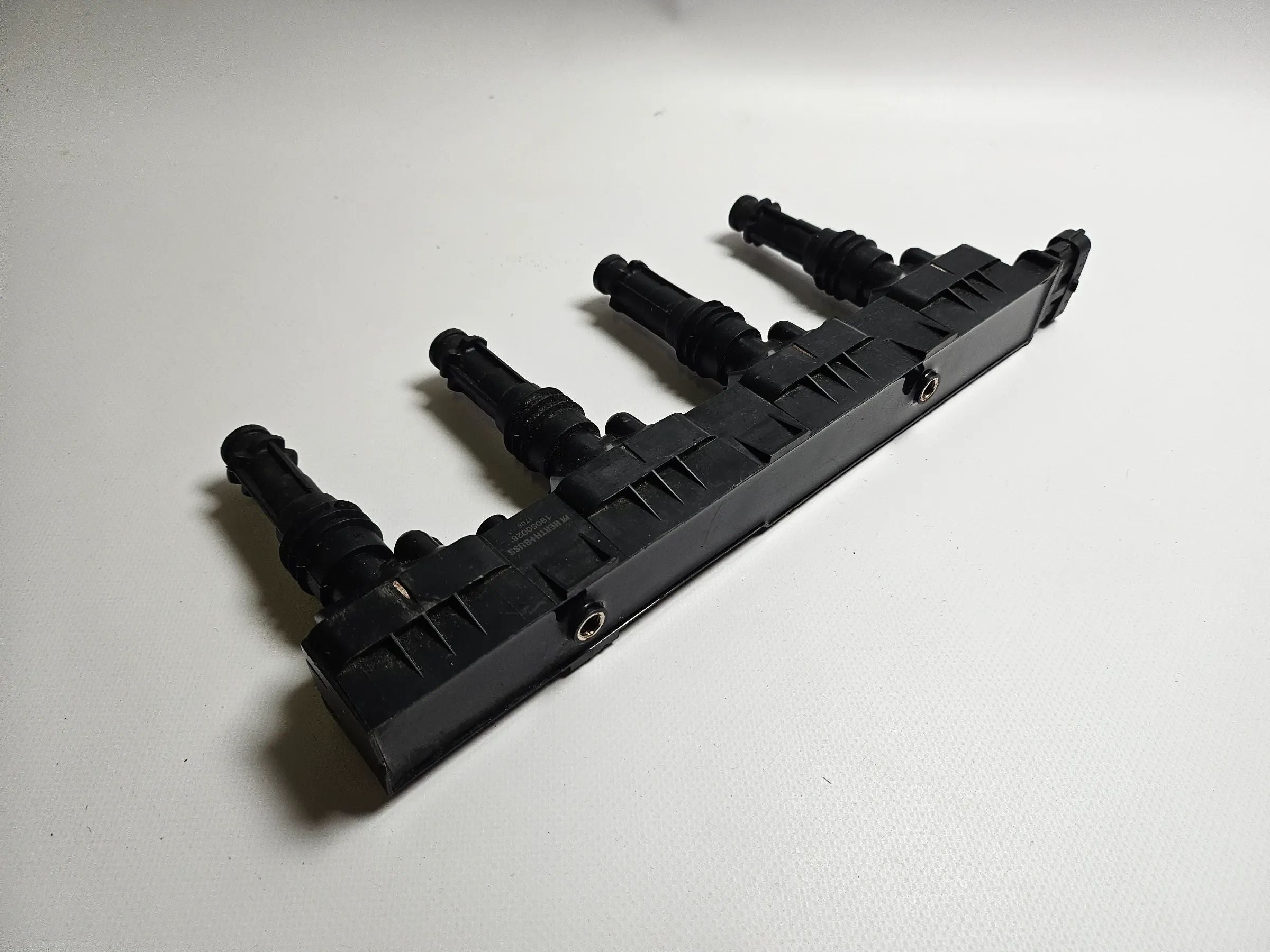 Oryginalna cewka zapłonowa HERTH+BUSS do Corsa B, C Astra G 1,2 16V 19050028