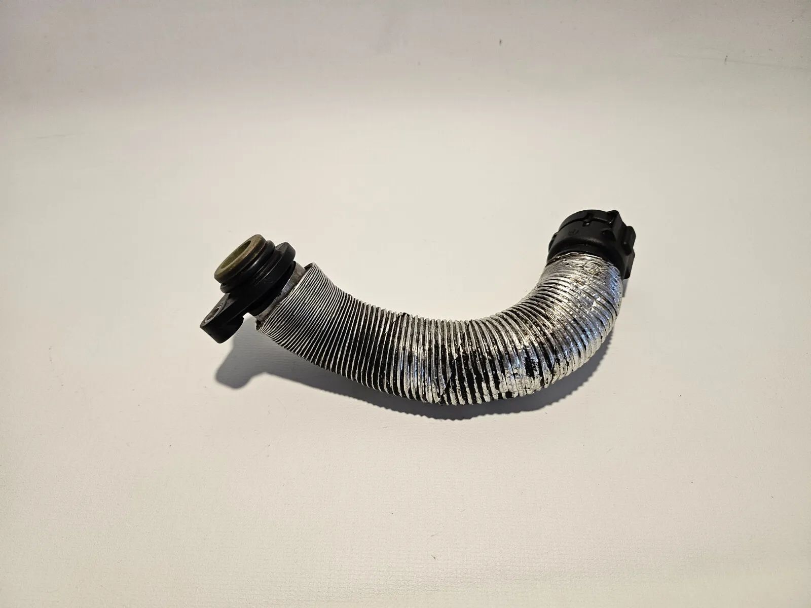 อะไหล่แท้ BMW 1 ซีรีส์ E87 E90 N46 สายยางน้ำเบนซิน 7572159 11537572159