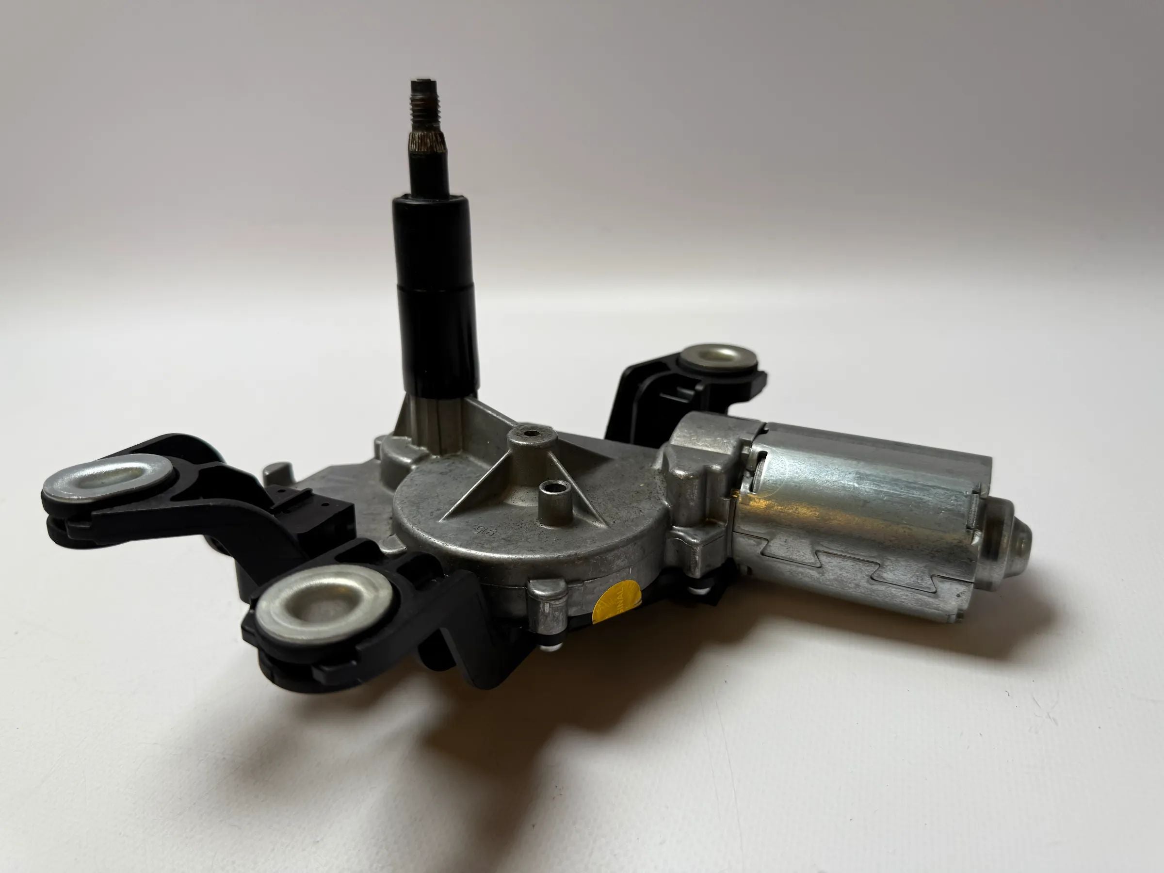 Motor original del limpiaparabrisas trasero VW Golf 5 V Bosch 1K6955711B / 0 390 201 800