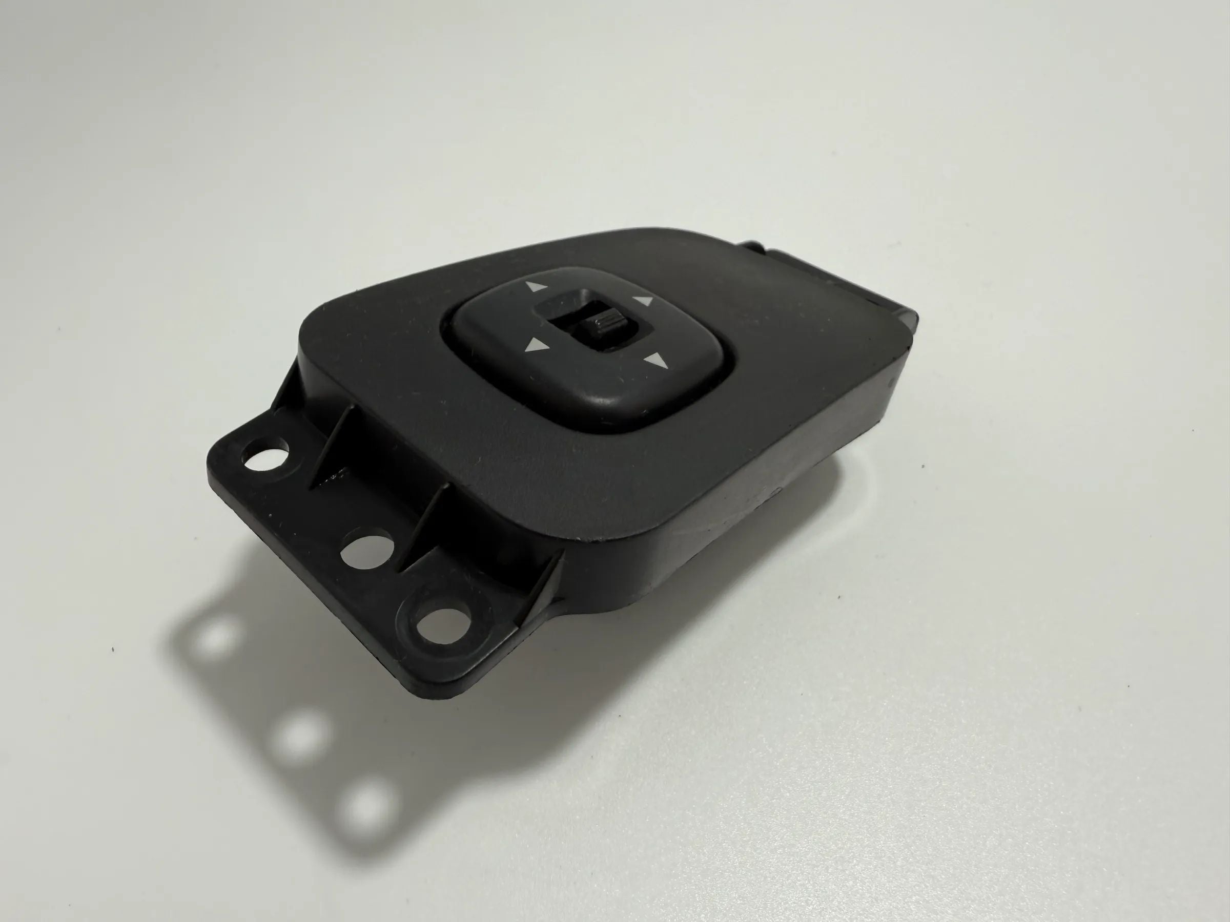 Originele Mazda MPV II Buitenspiegel Schakelaar Regeling LD47 66 600