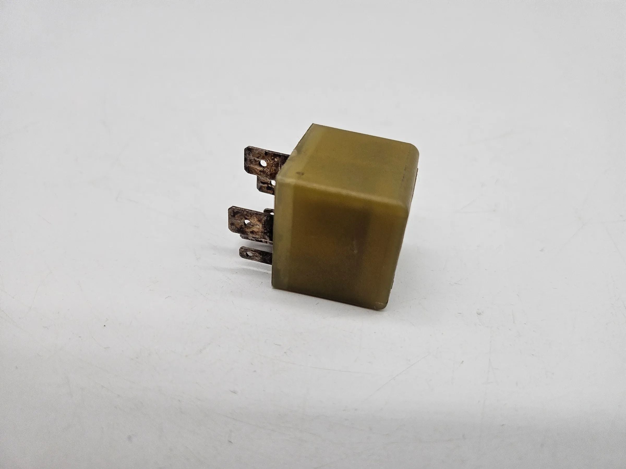 Original BMW Relais  895085  61.31-1368327