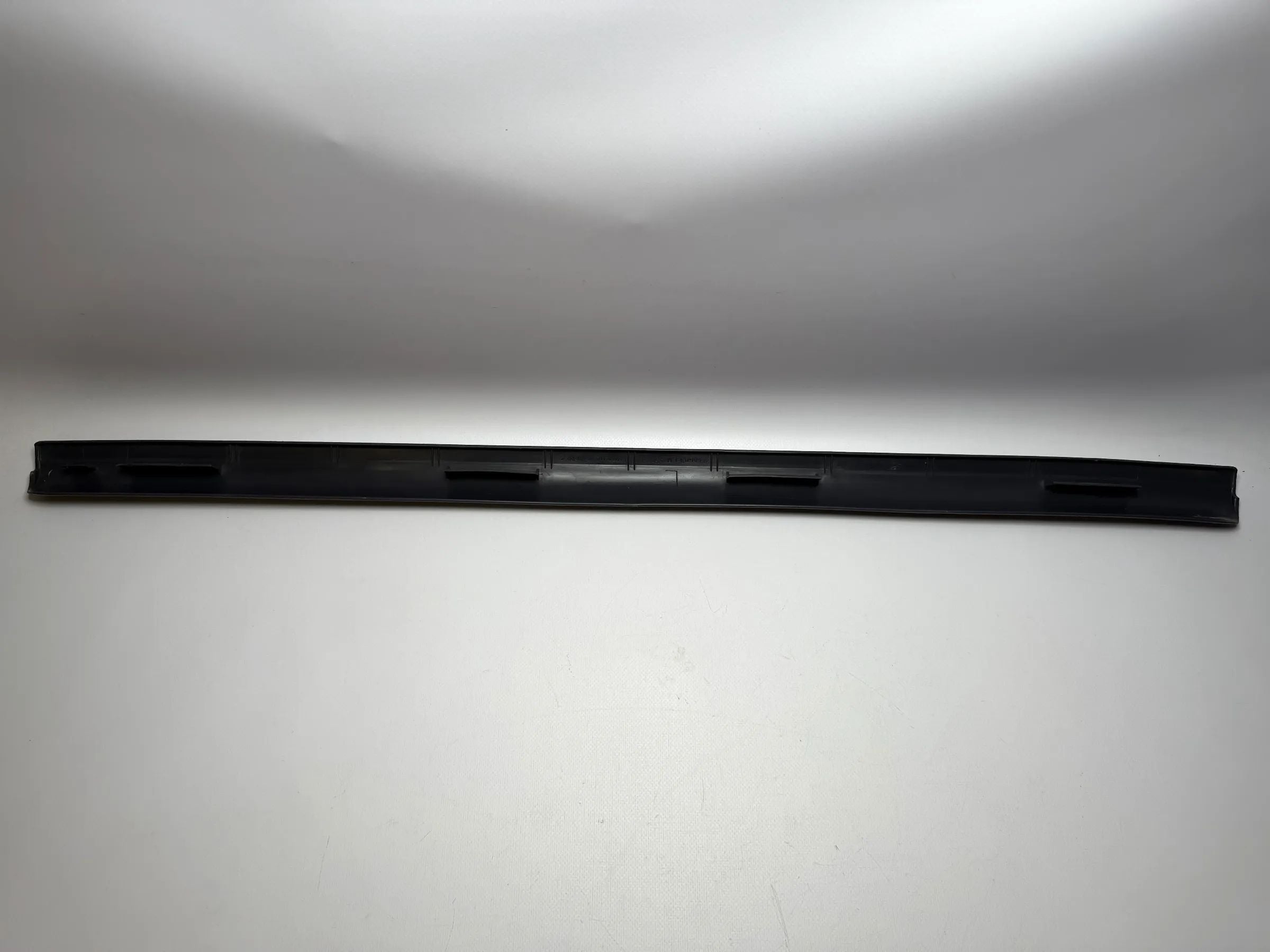 Oryginalna lewa listwa progowa Chrysler Stratus Cabrio 97 JX 2x 4665603 LH