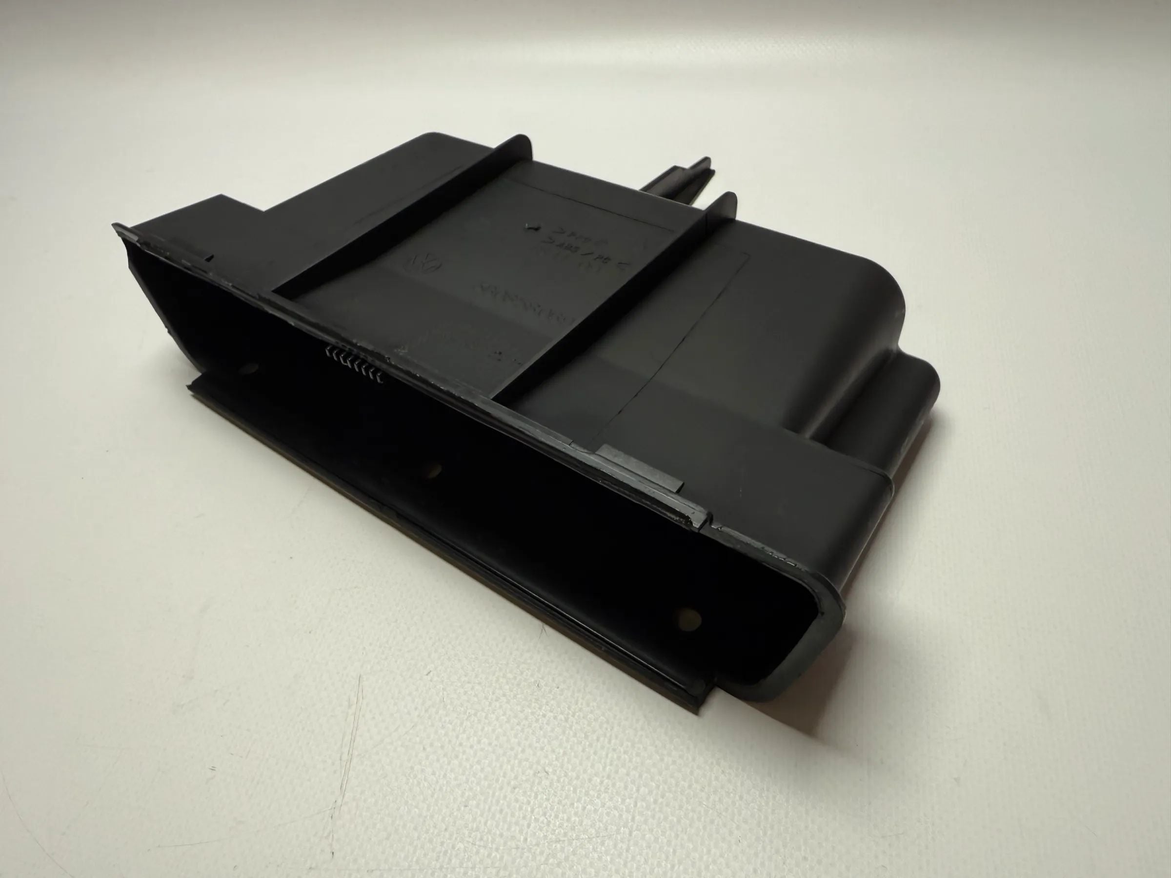 Originele VW Passat Middenconsole Opbergvak Afdekking 1841709 / 3B0858069