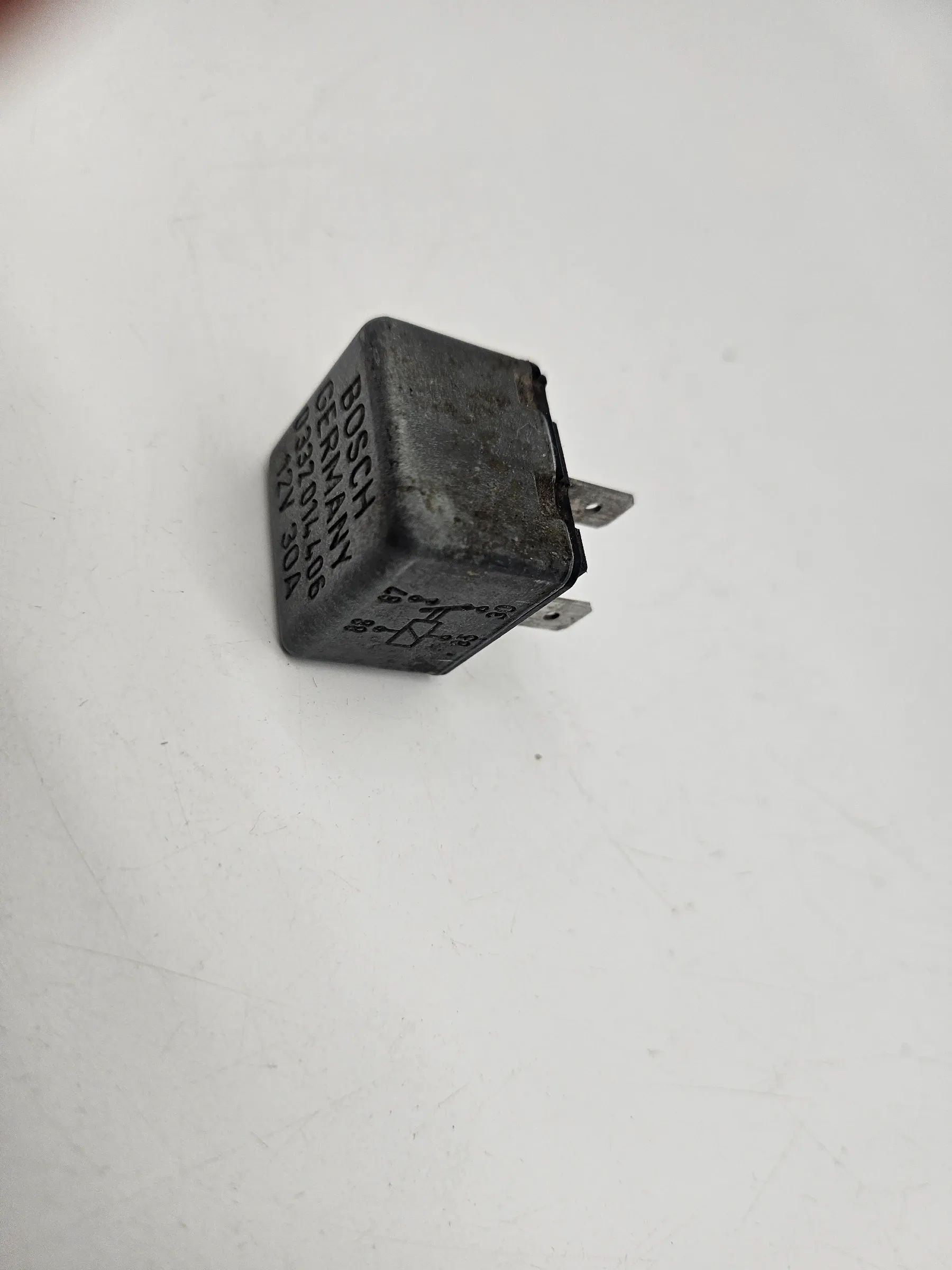 Оригинальное реле топливного насоса BMW Porsche Мерседес Volkswagen Ford Bosch 0332014406 | Auto-veritas