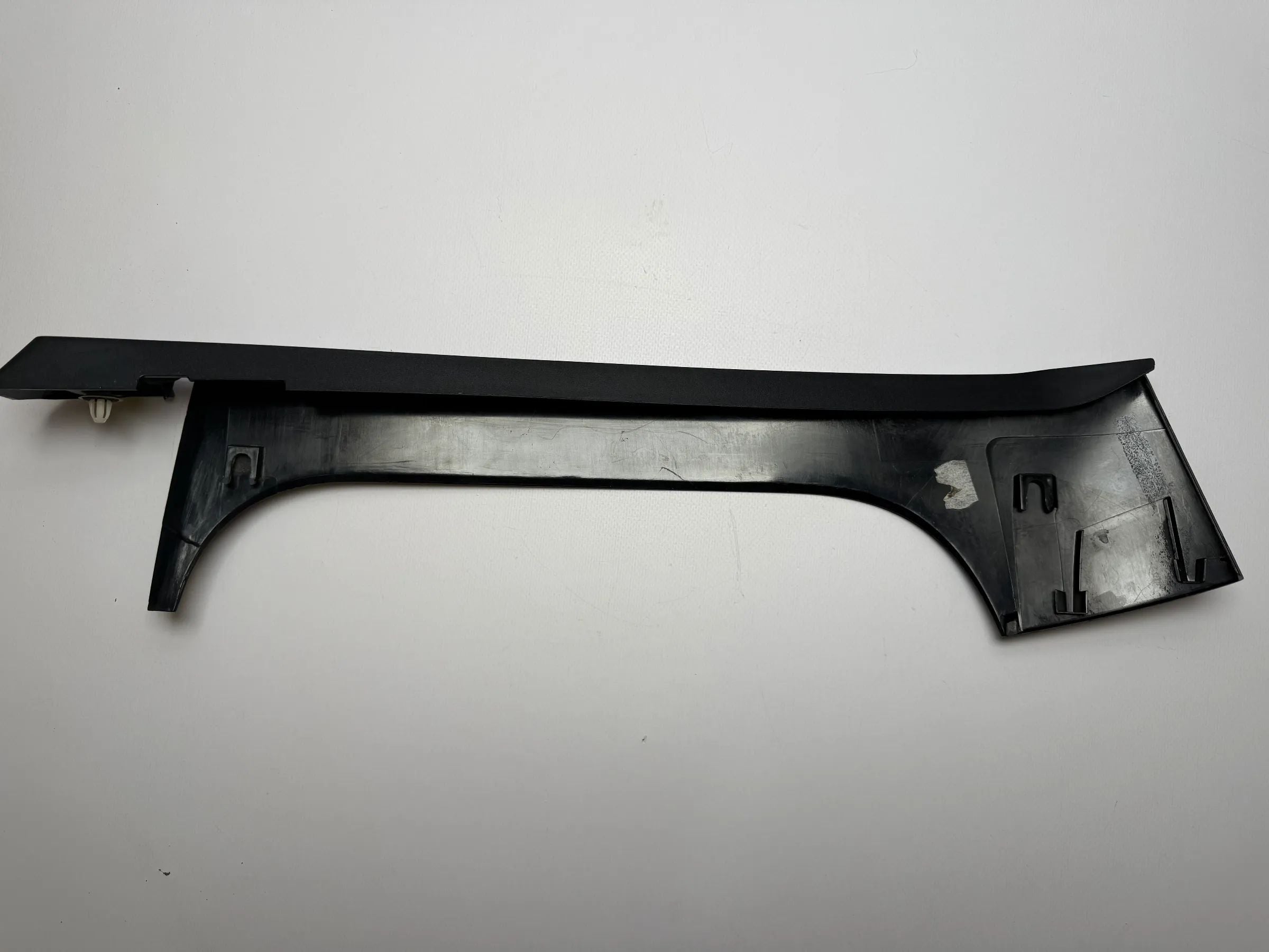 Оригинальная накладка крышки багажника BMW 3 TOURING (E91) 320D 15678911