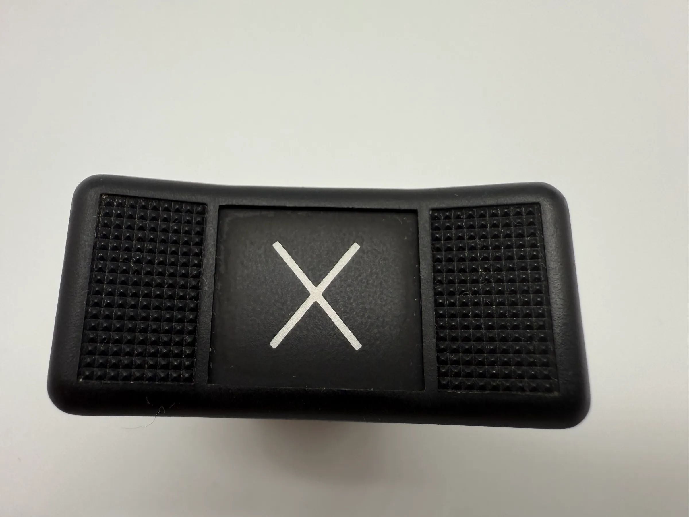 Oryginalny przełącznik świateł Renault R21 przycisk Blindknopf DAV 7700794673