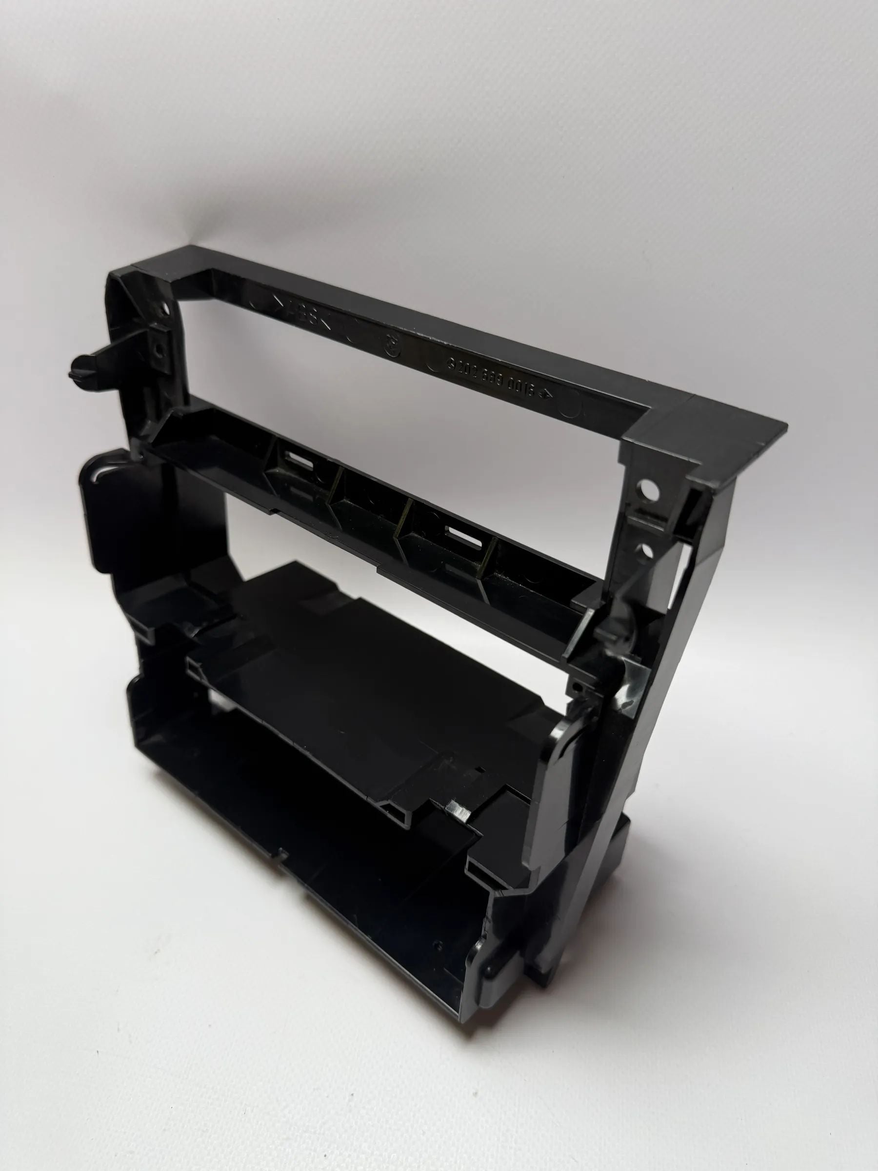 Originele Mercedes C-Klasse W202 Radiohouder Inbouwframe Middenconsole 2026890016