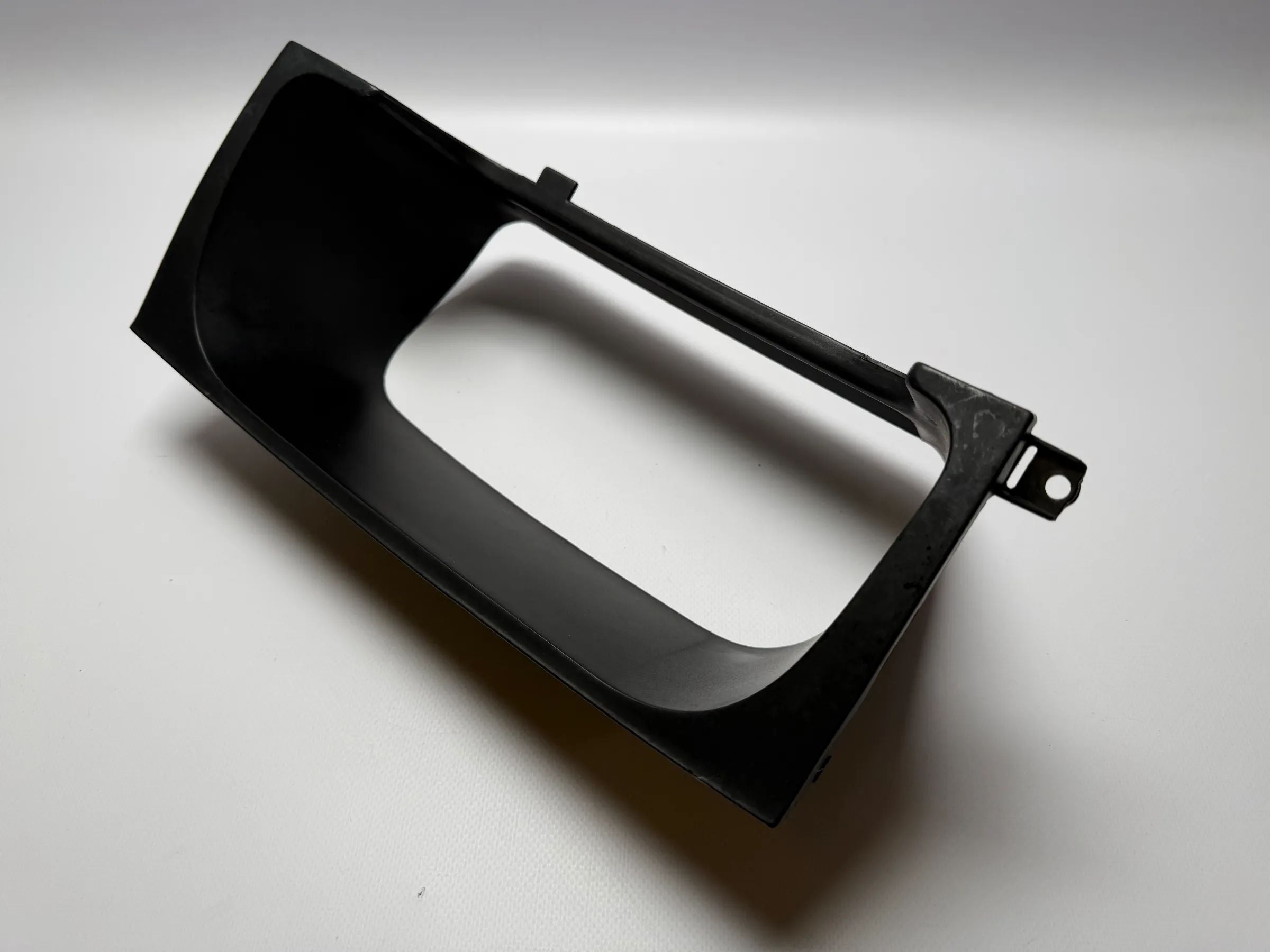 Original VW Golf III 3 BJ 1995 speedometer frame cover 1H6857059 