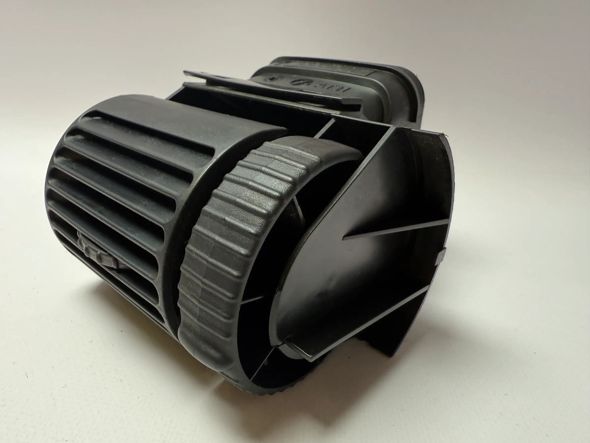 Originele Opel Corsa B Ventilatierooster Ventilatierooster Luchtkanaal AT315217F1A / 90386874 LHD