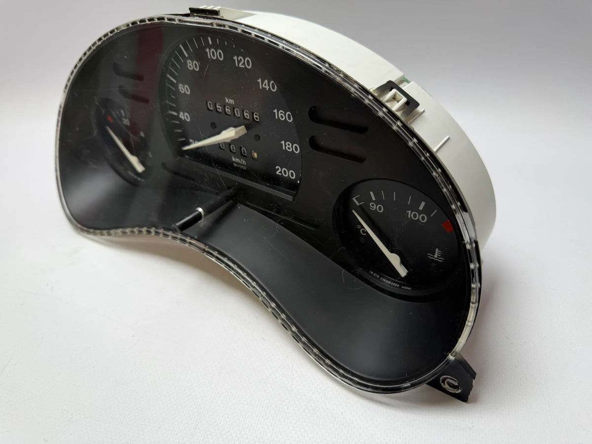 Oryginalny Opel Corsa B 1.0 Zegar Licznik 90484148 - 90386322 Licznik