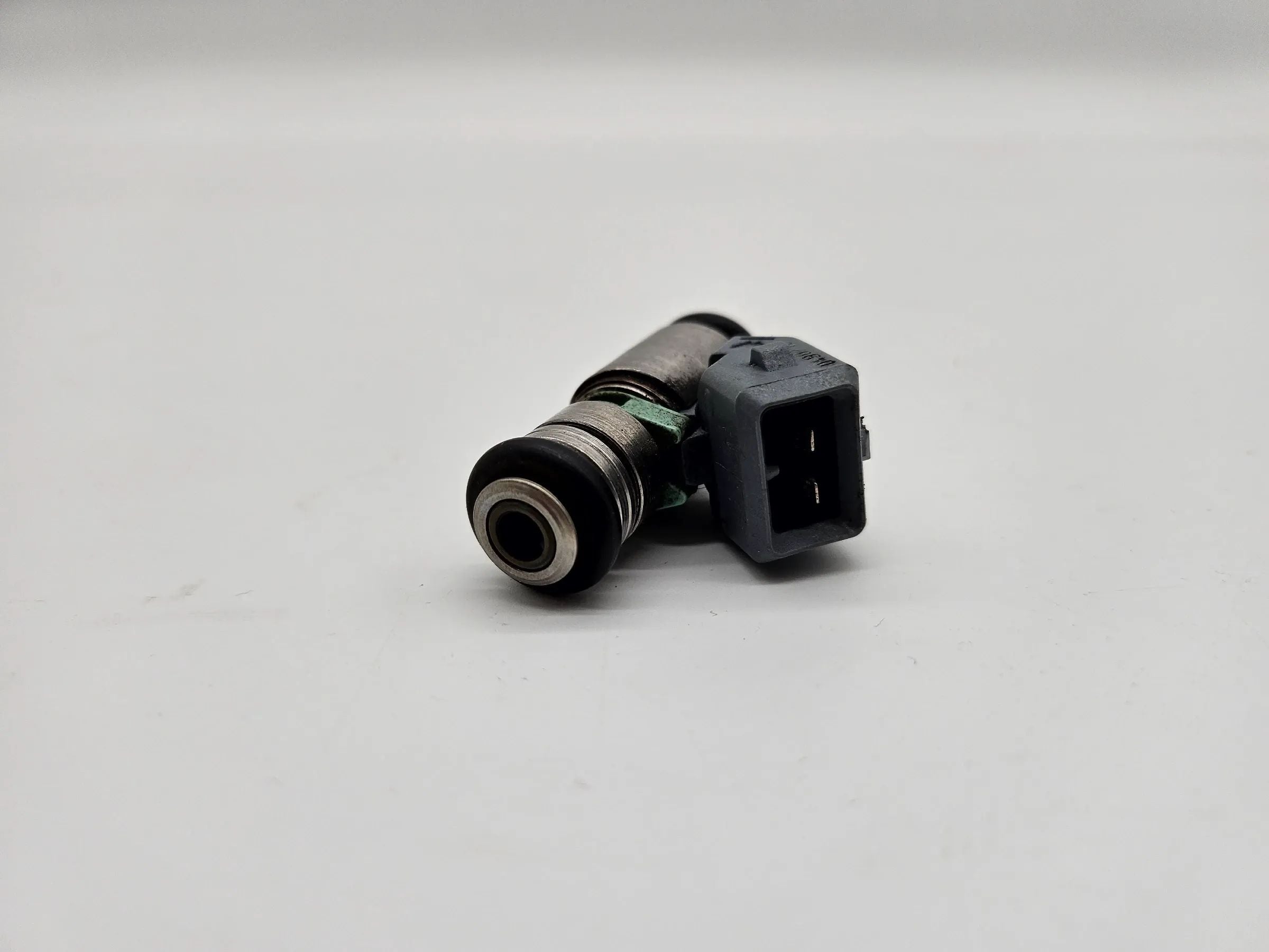 VW Polo 6N Einspritzdüse 1,6l 55kw 75PS AEE + ALM Motor 032906031a 032031a