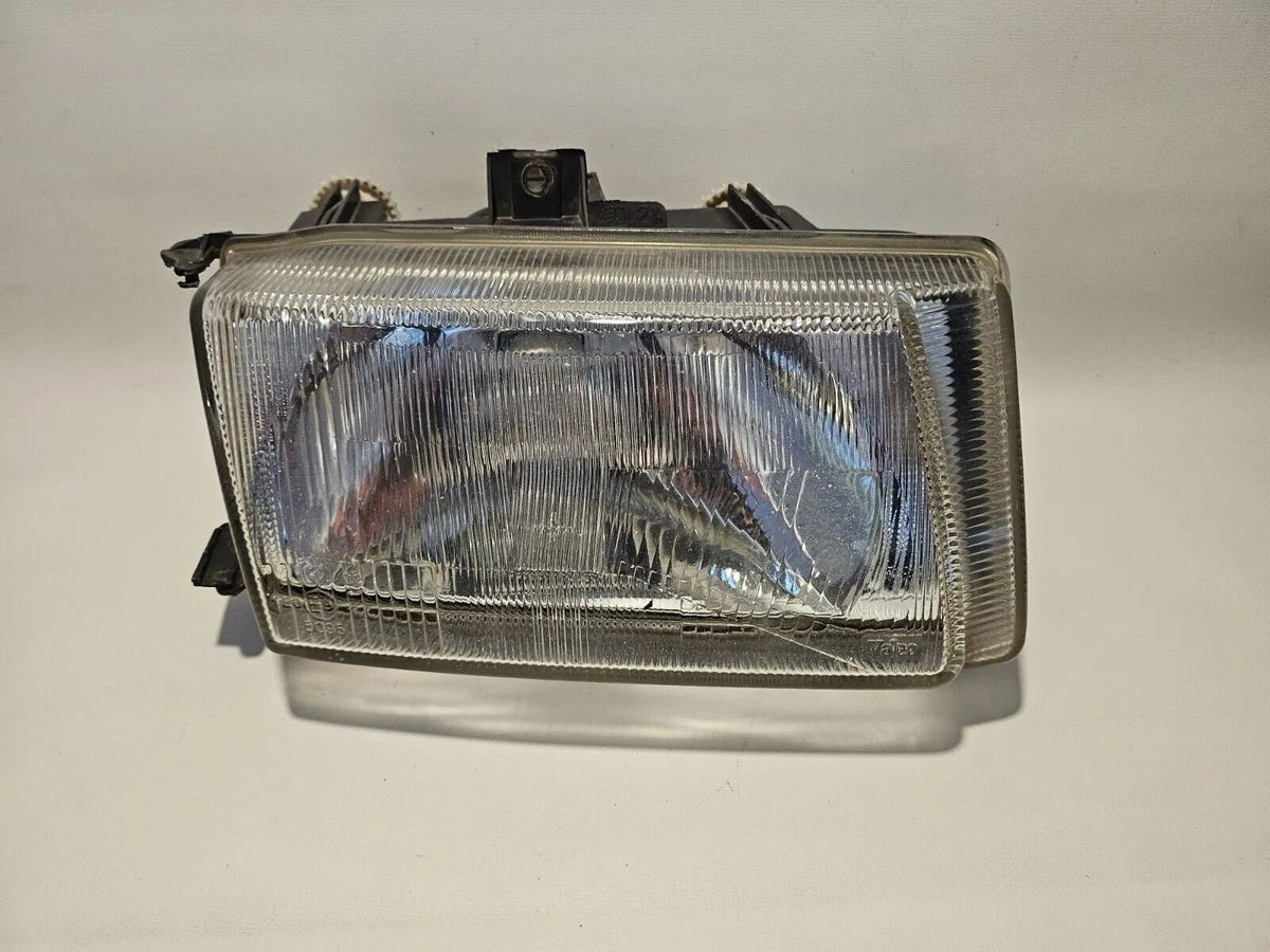 farol original direito VW POLO Classic 6K5941010A VALEO 6K5941016 02-1997 auto-veritas.com/pt/