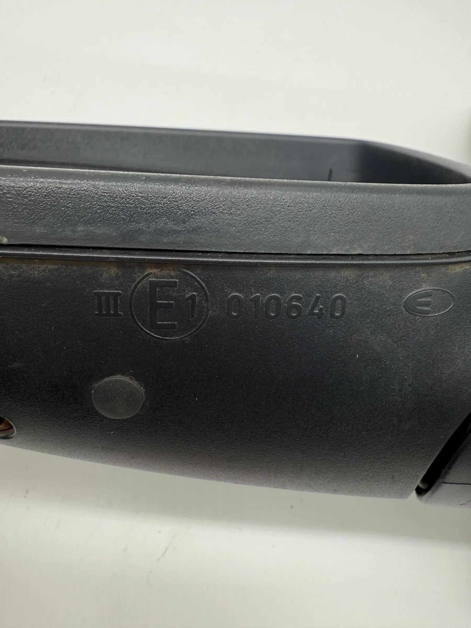 Specchietto Retrovisore Esterno Sinistro Manuale Nero VW Lupo, Polo, SEAT E1010640